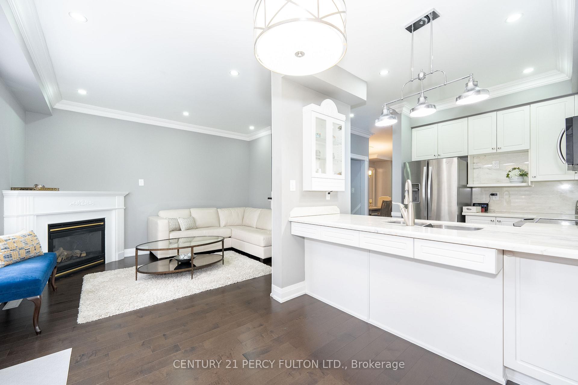 Photo 17 of 131 The Fairways, Markham, Angus Glen — HOMEH