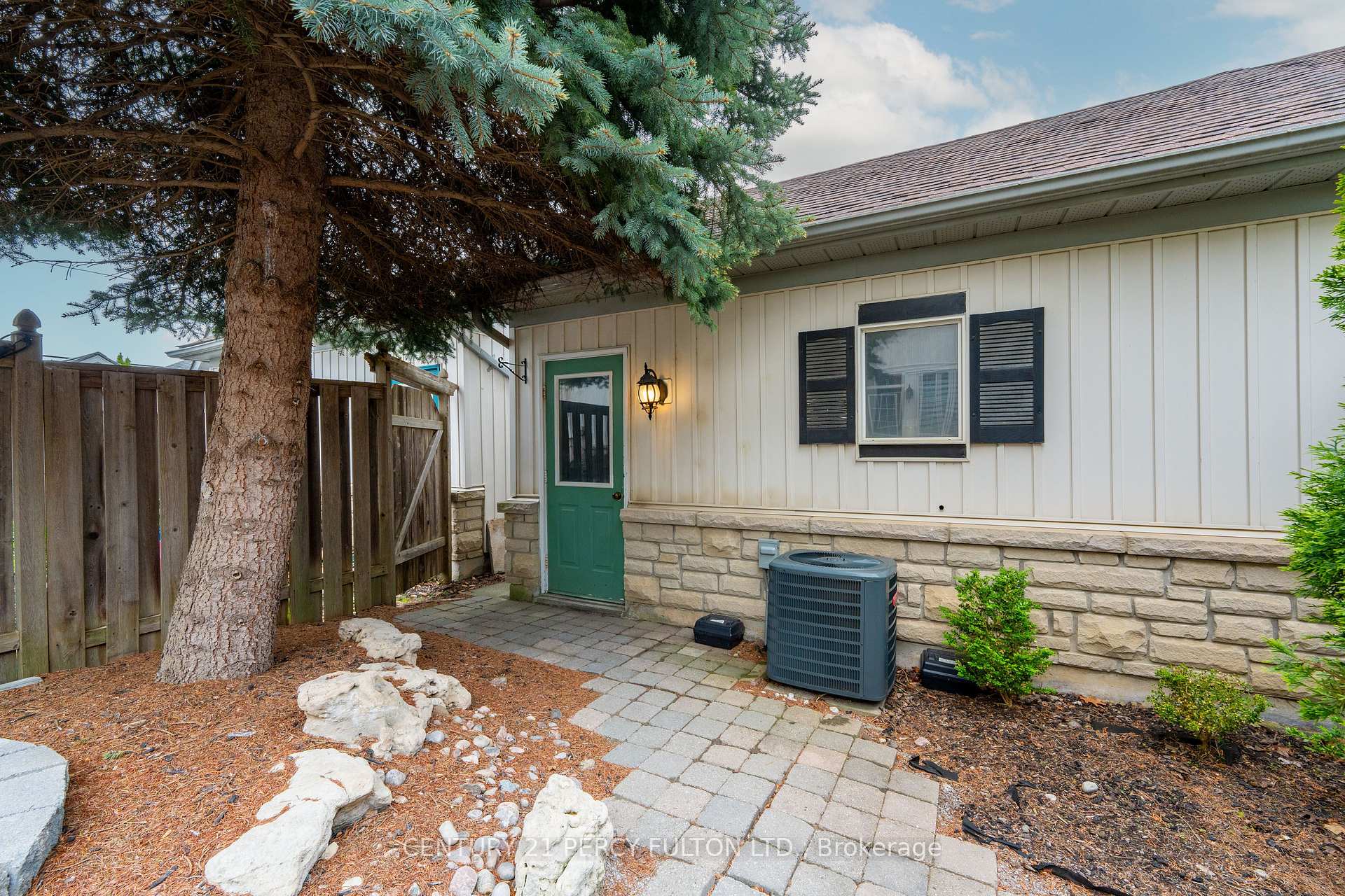 Photo 44 of 131 The Fairways, Markham, Angus Glen — HOMEH