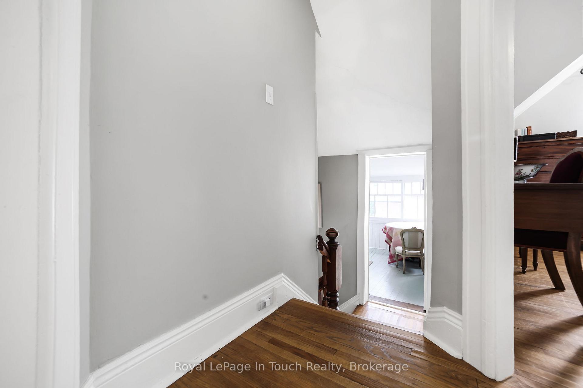 Photo 18 of 233 Queen Street, Midland — HOMEH