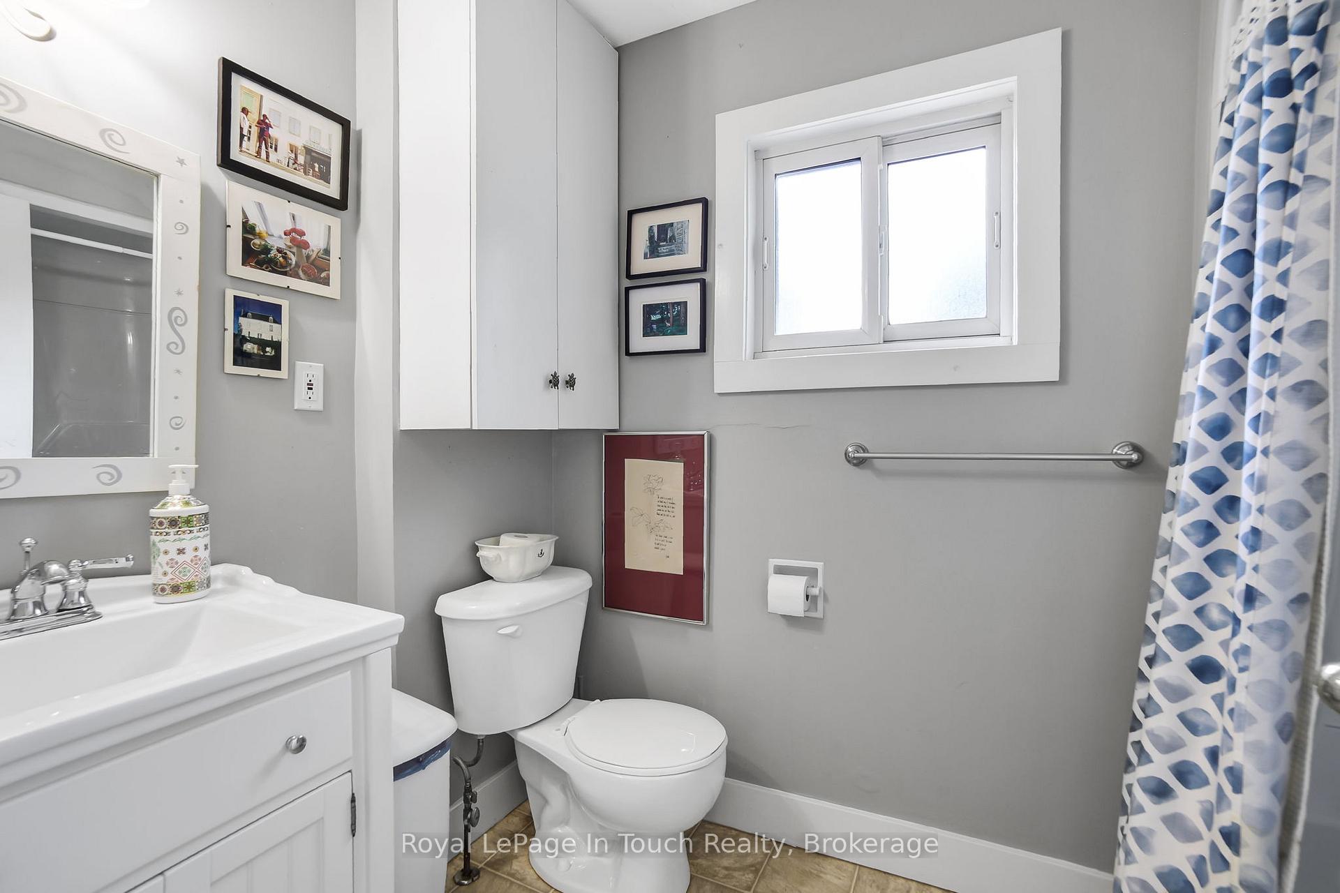 Photo 29 of 233 Queen Street, Midland — HOMEH