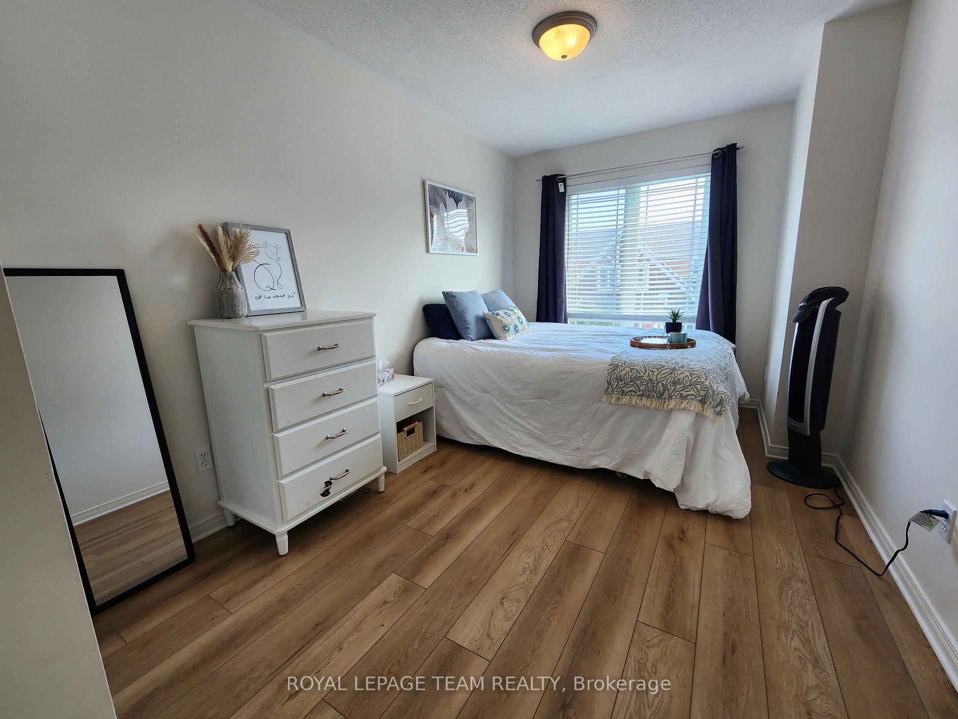 Photo 9 of 138 Freeport Drive, Ottawa, Kanata - Emerald Meadows/Trailwest — HOMEH