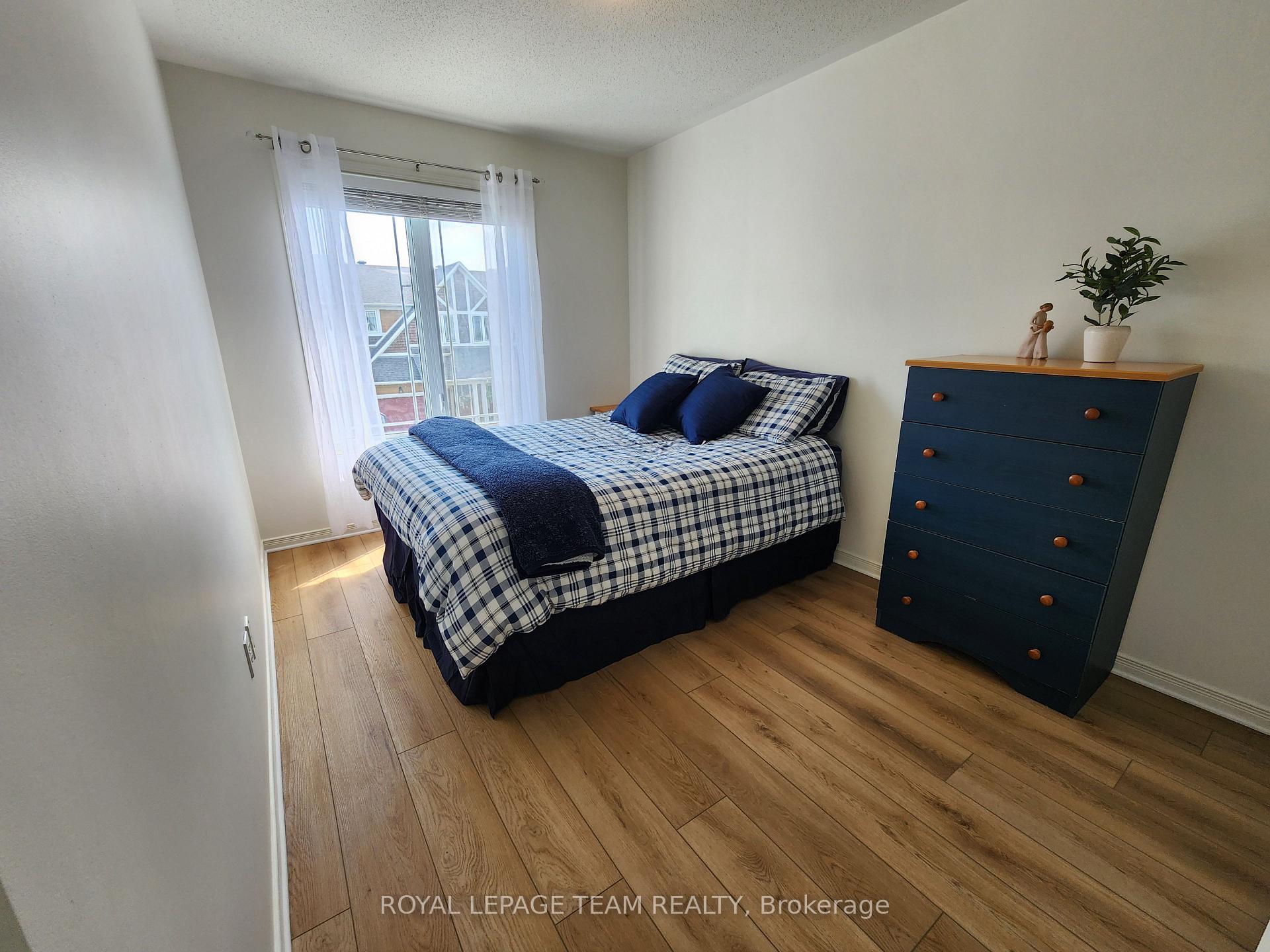 Photo 10 of 138 Freeport Drive, Ottawa, Kanata - Emerald Meadows/Trailwest — HOMEH