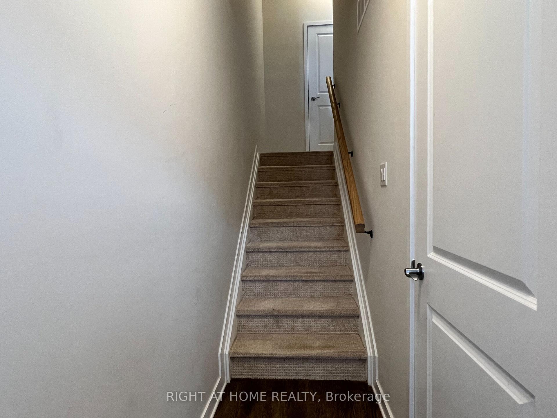 Photo 6 of 102 Visor Pvt, Ottawa, Kanata - Emerald Meadows/Trailwest — HOMEH