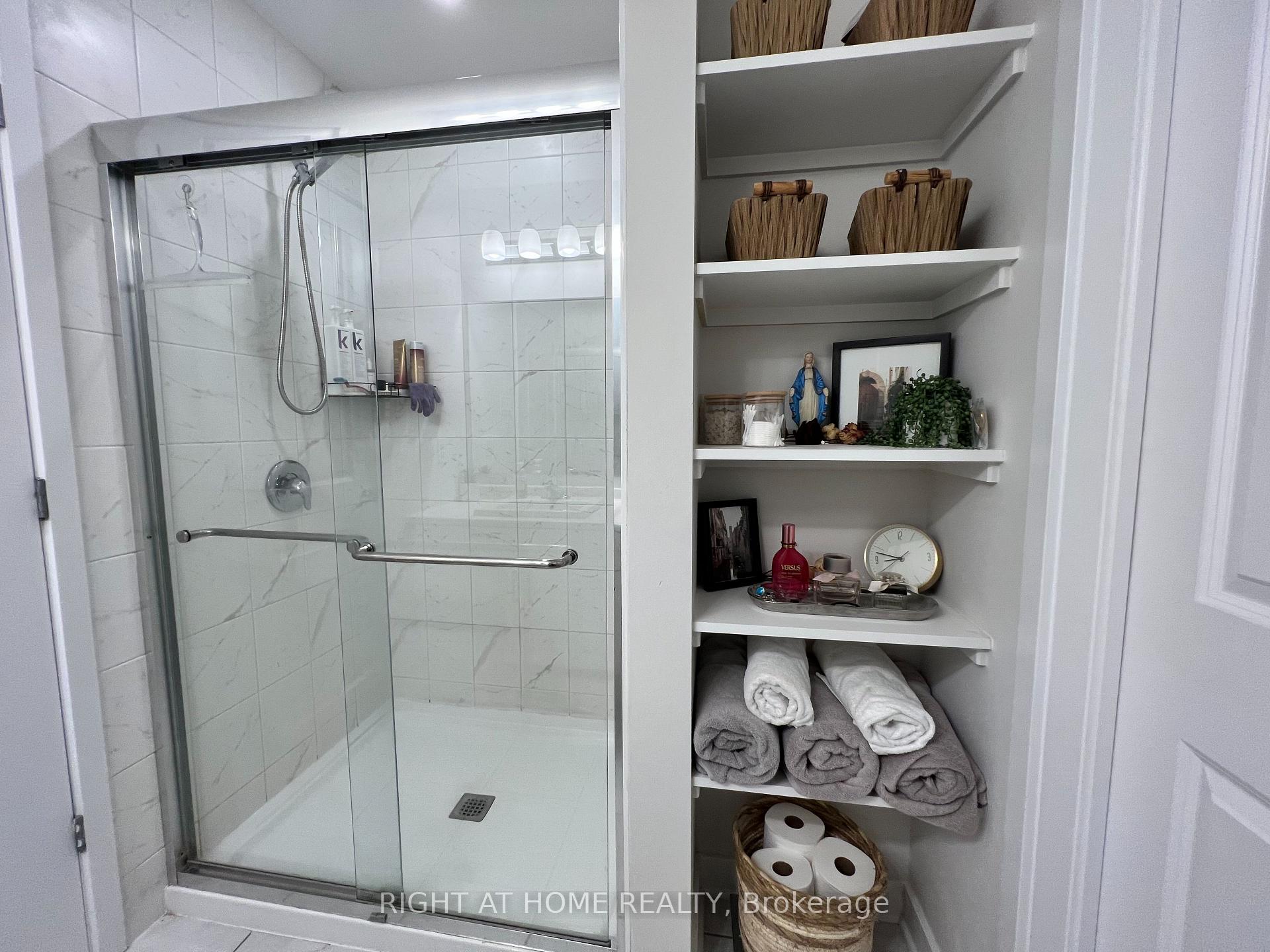 Photo 20 of 102 Visor Pvt, Ottawa, Kanata - Emerald Meadows/Trailwest — HOMEH