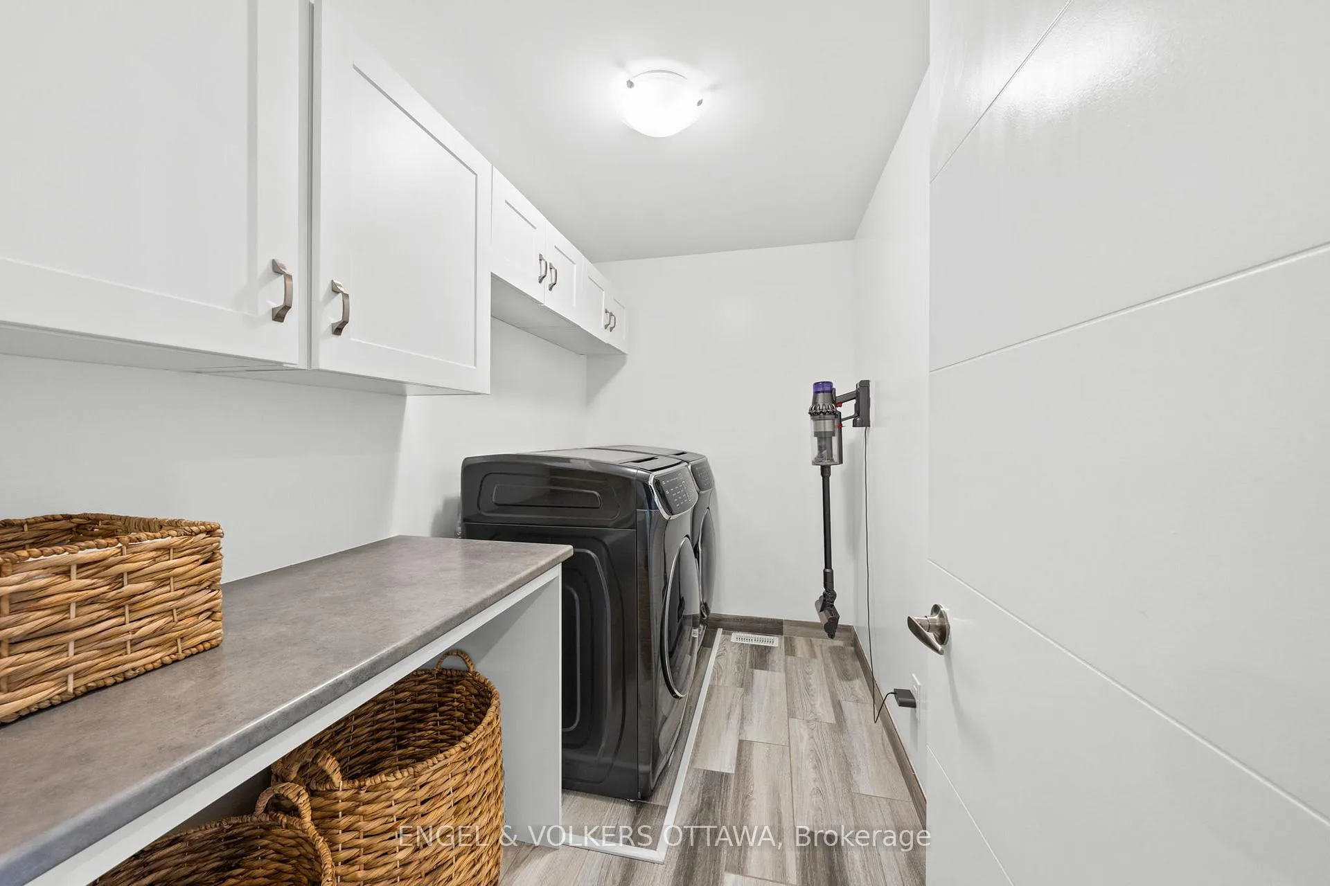 Photo 23 of 561 Rathburn Lane, Ottawa, Leitrim — HOMEH