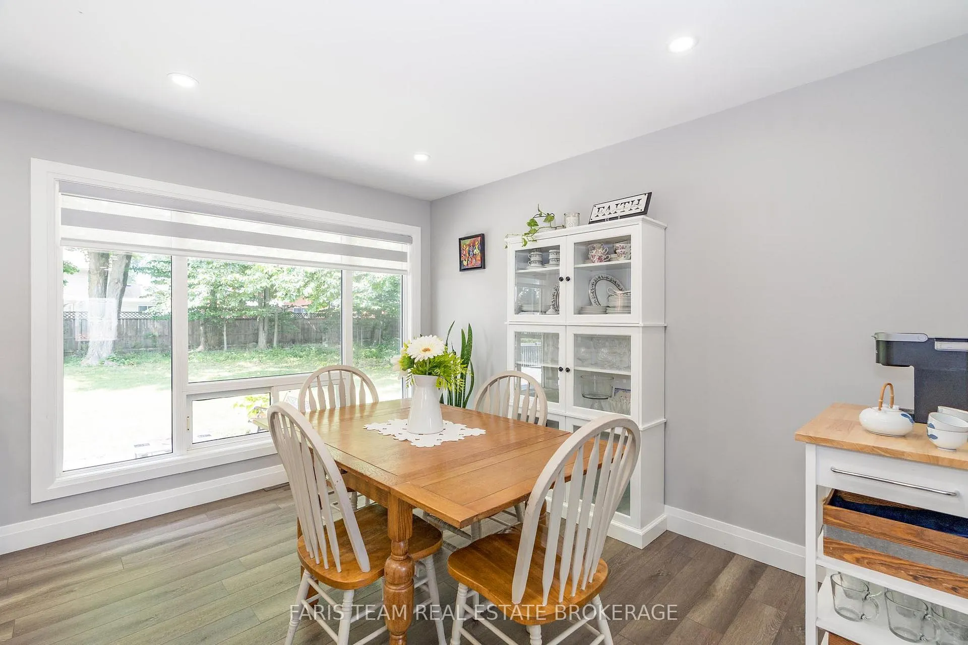 Photo 10 of 888 Hugel Avenue, Midland — HOMEH