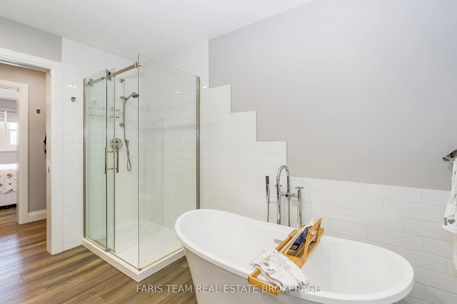 Photo 15 of 888 Hugel Avenue, Midland — HOMEH