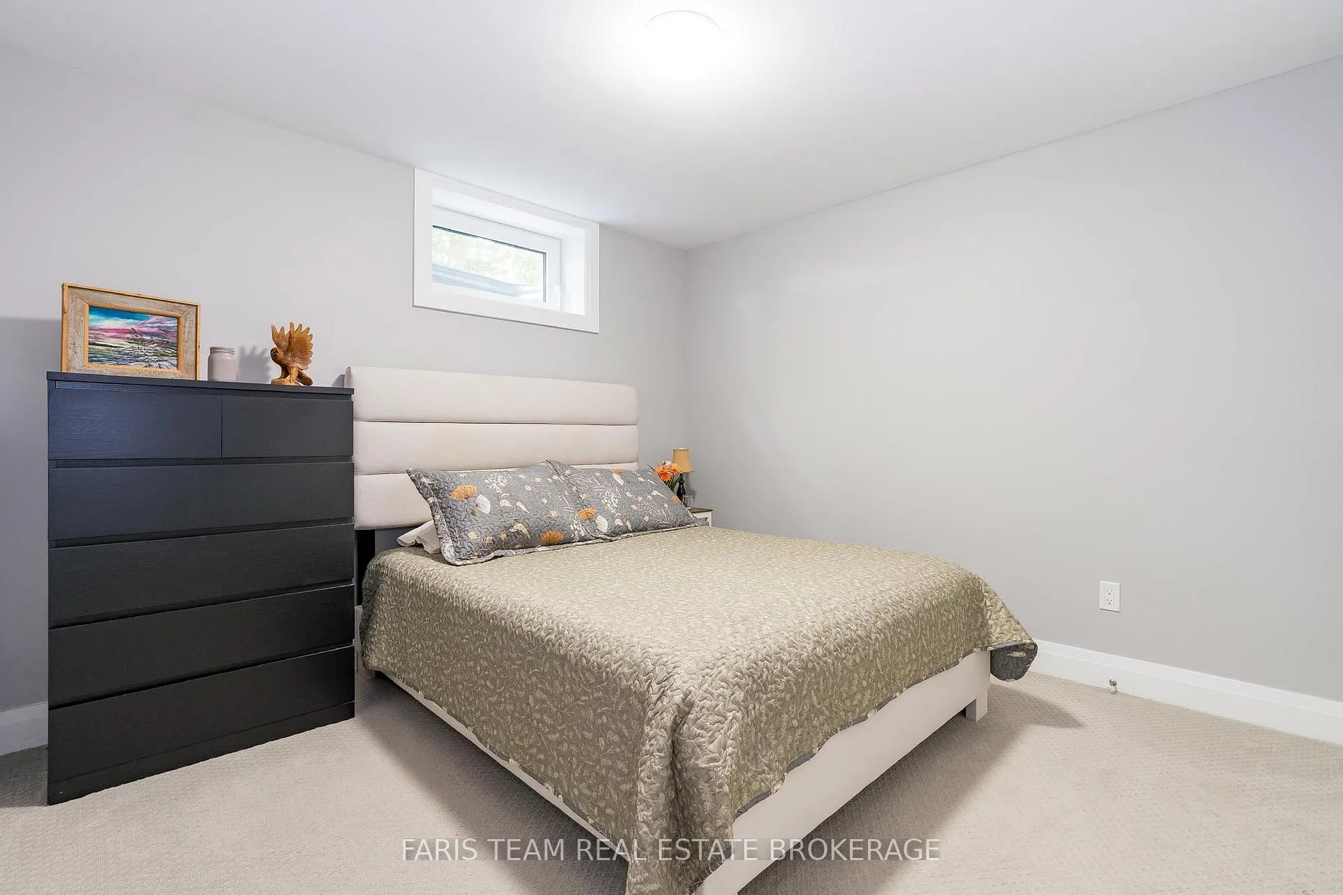 Photo 23 of 888 Hugel Avenue, Midland — HOMEH