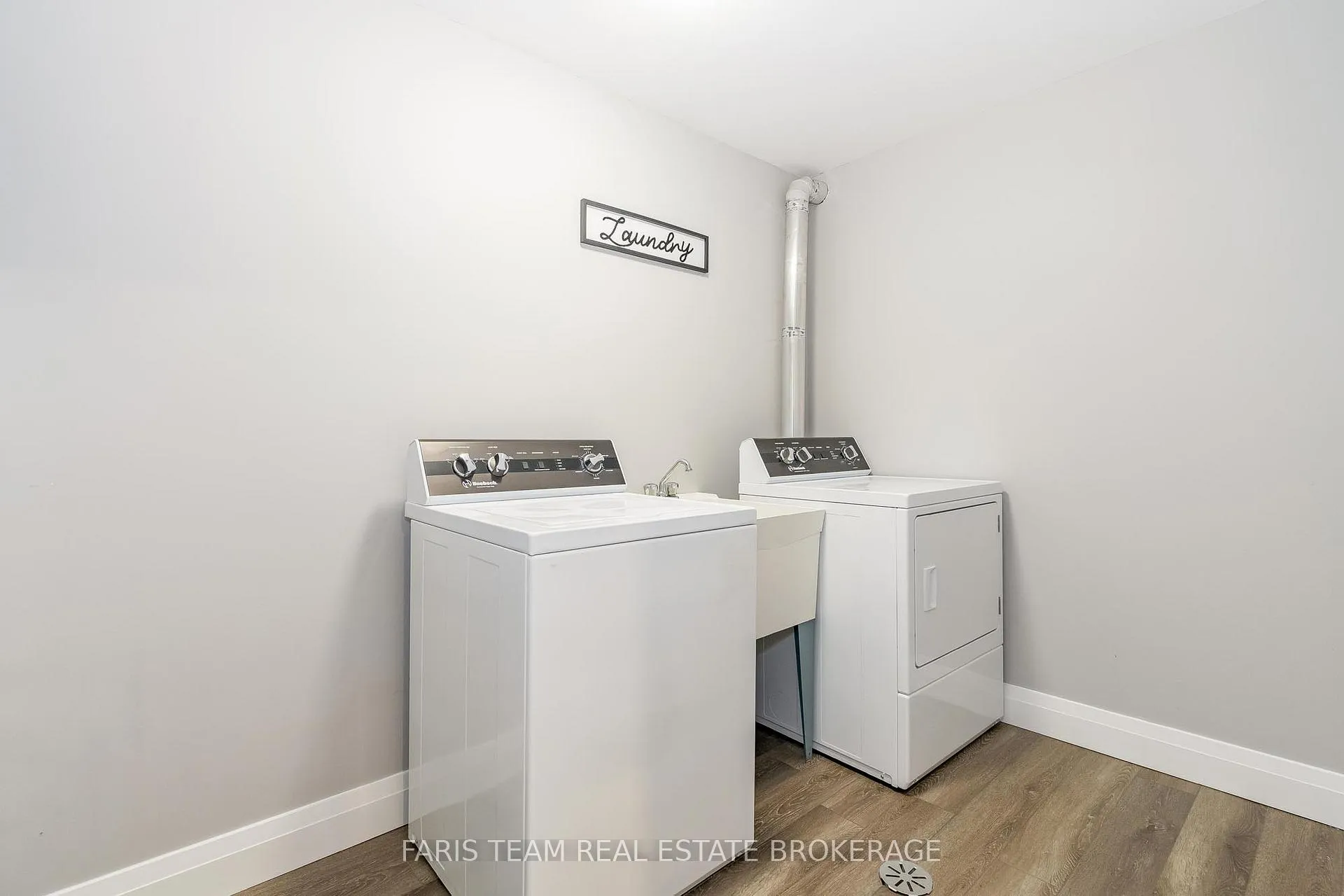 Photo 26 of 888 Hugel Avenue, Midland — HOMEH