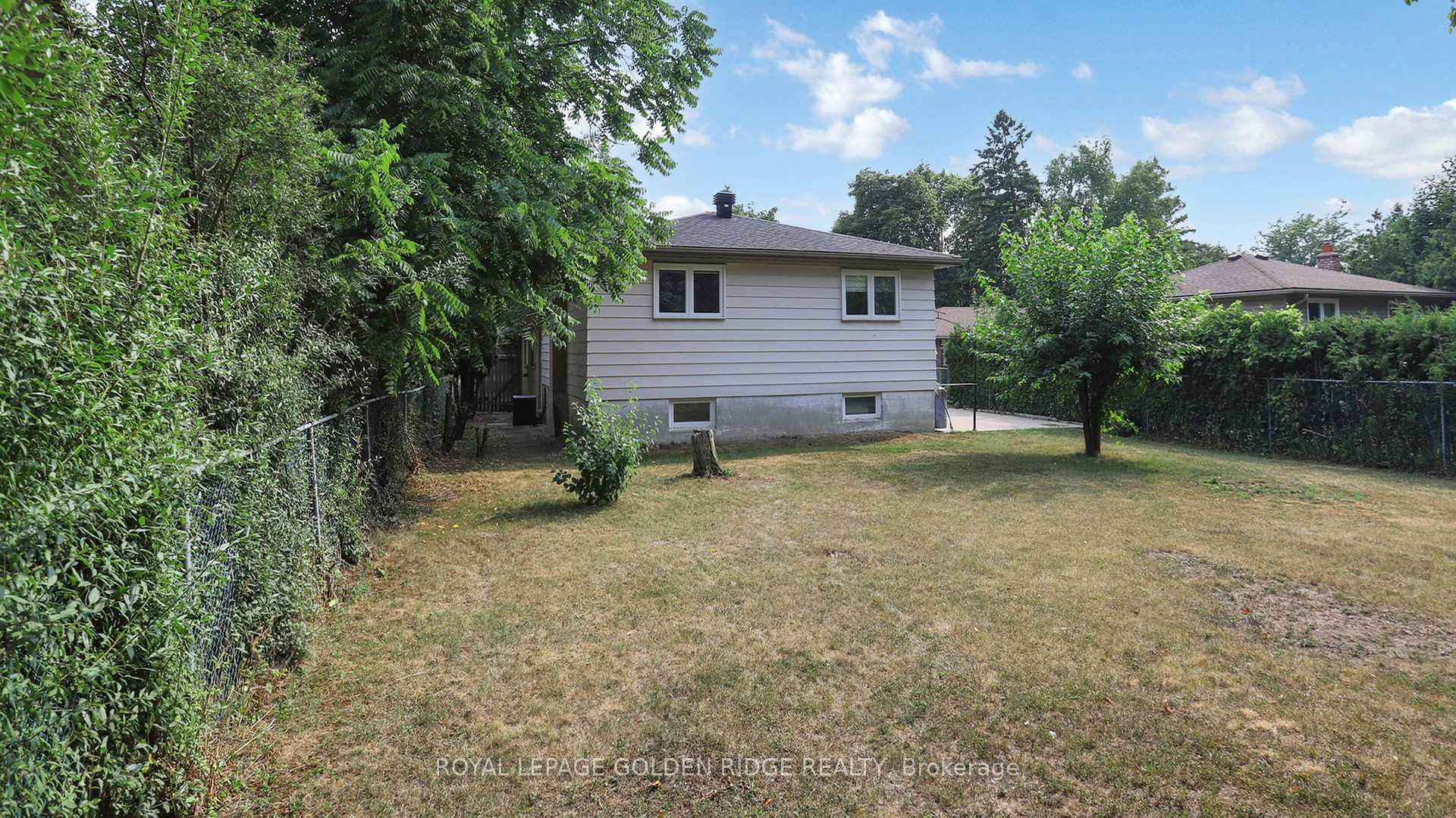 Photo 19 of 42 Castle Harbour Lane, Markham, Bayview Fairway-Bayview Country Club Estates — HOMEH