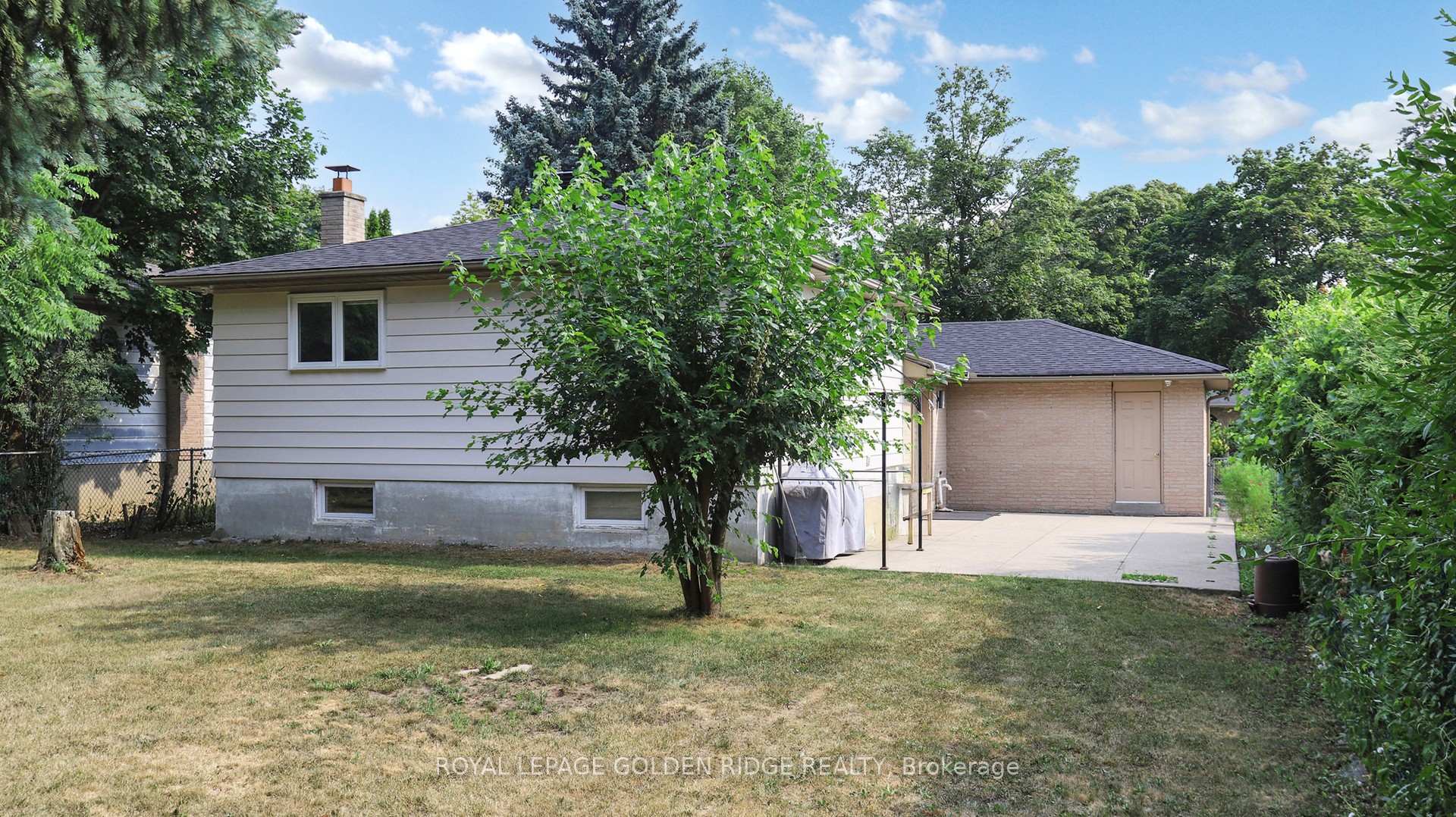 Photo 20 of 42 Castle Harbour Lane, Markham, Bayview Fairway-Bayview Country Club Estates — HOMEH
