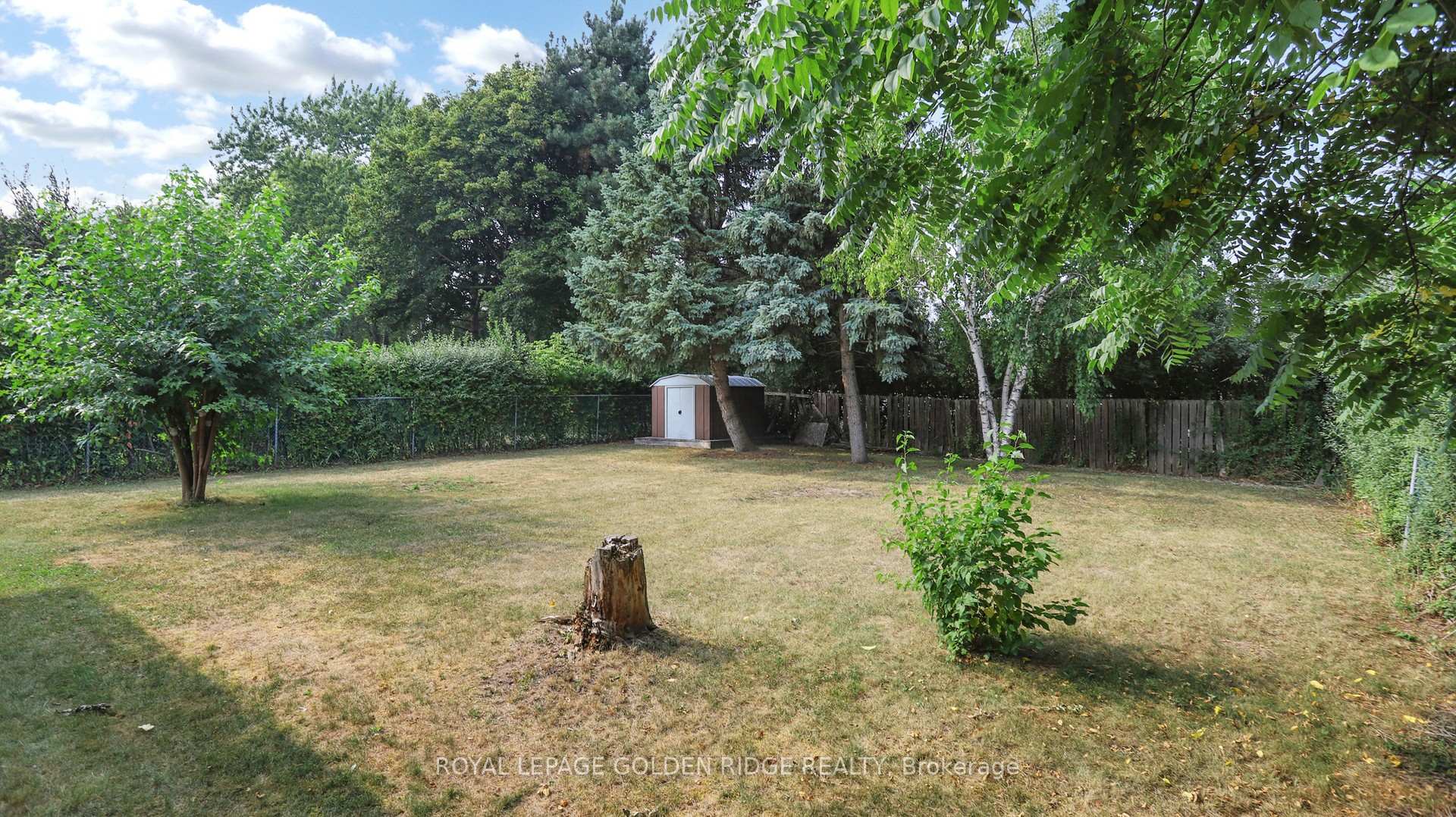 Photo 21 of 42 Castle Harbour Lane, Markham, Bayview Fairway-Bayview Country Club Estates — HOMEH