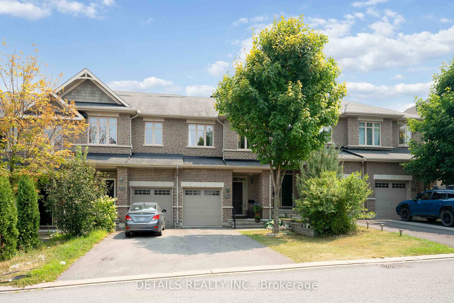 Photo 4 of 824 Fletcher Circle, Ottawa, Kanata - Kanata Lakes/Heritage Hills — HOMEH