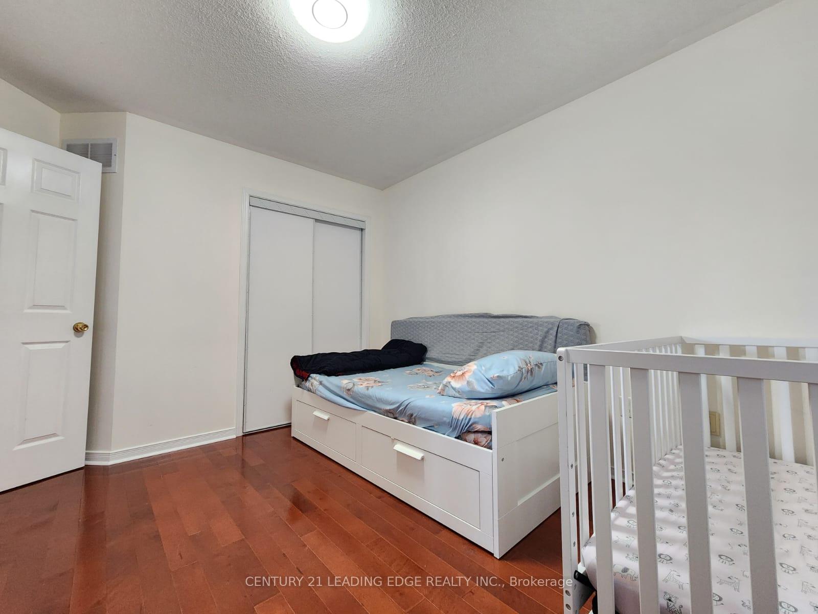 Photo 19 of 310 William Berczy Boulevard, Markham, Berczy — HOMEH