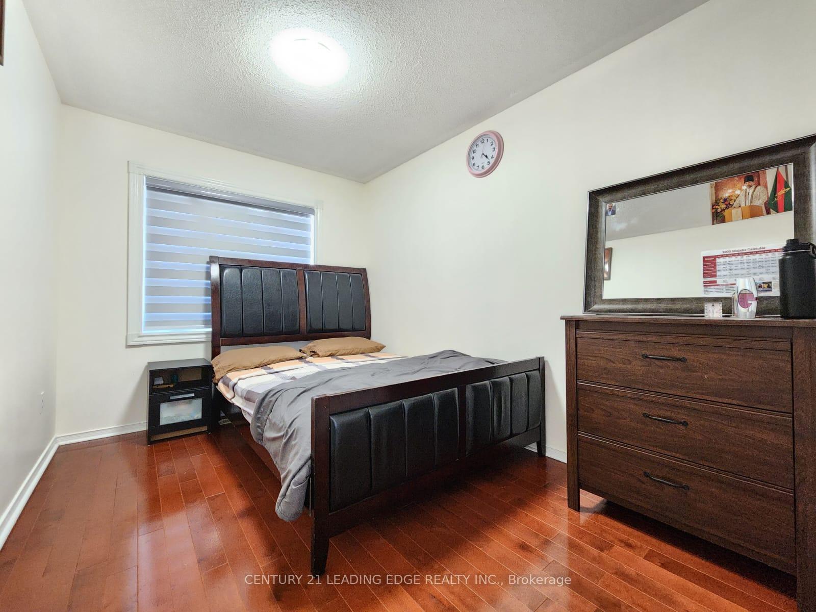 Photo 22 of 310 William Berczy Boulevard, Markham, Berczy — HOMEH