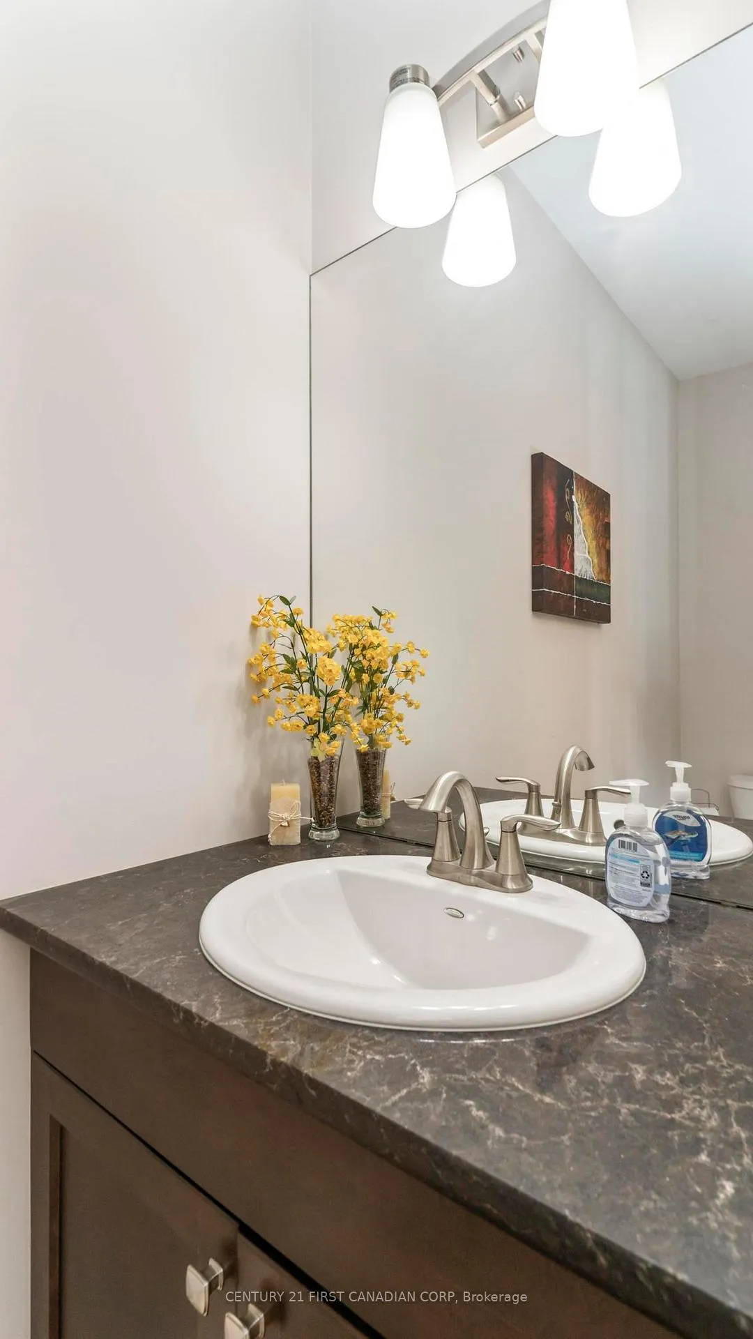 Photo 16 of 102 Caverhill Crescent, Middlesex Centre, Komoka — HOMEH