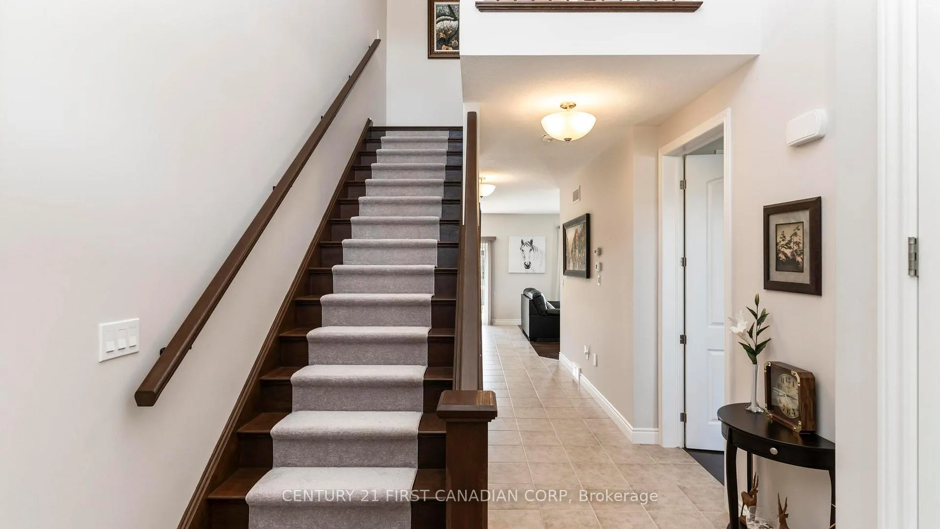 Photo 21 of 102 Caverhill Crescent, Middlesex Centre, Komoka — HOMEH