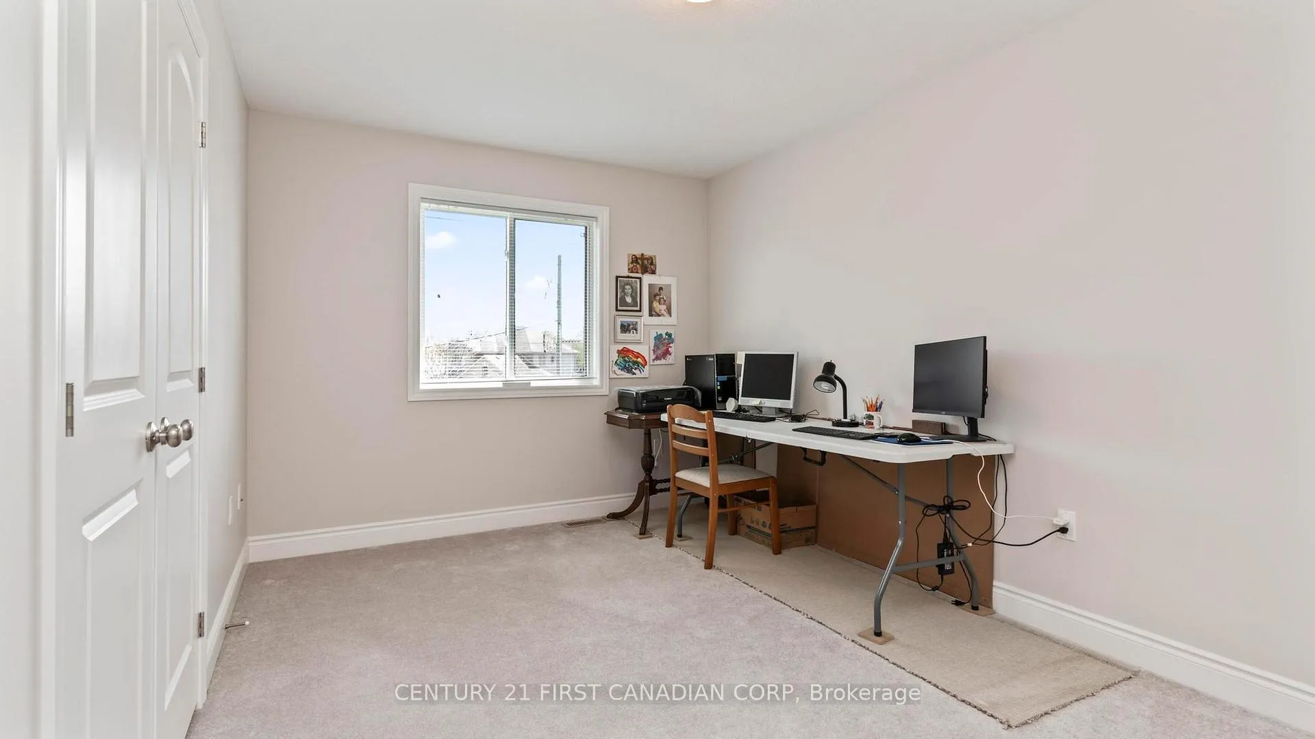 Photo 28 of 102 Caverhill Crescent, Middlesex Centre, Komoka — HOMEH