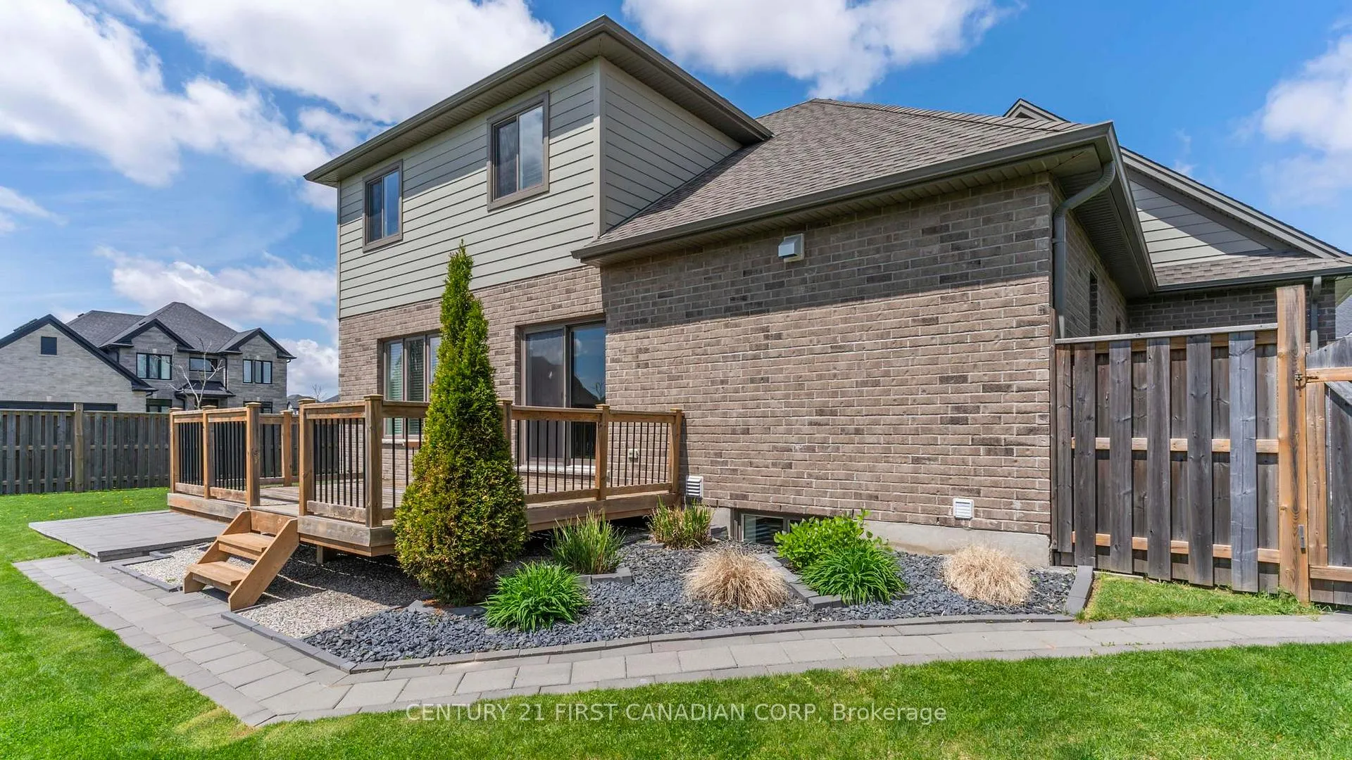 Photo 41 of 102 Caverhill Crescent, Middlesex Centre, Komoka — HOMEH