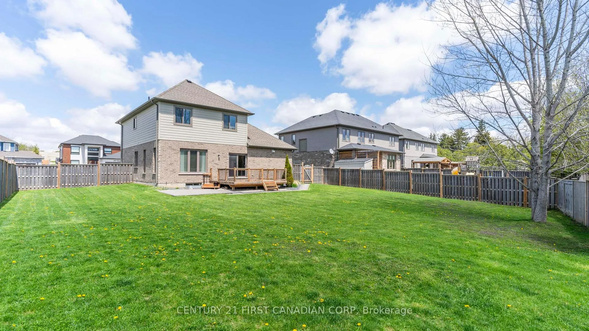 Photo 44 of 102 Caverhill Crescent, Middlesex Centre, Komoka — HOMEH