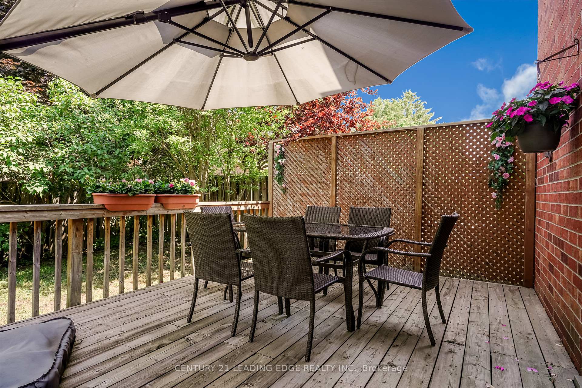Photo 5 of 48 Emeline Crescent, Markham, Markham Village — HOMEH