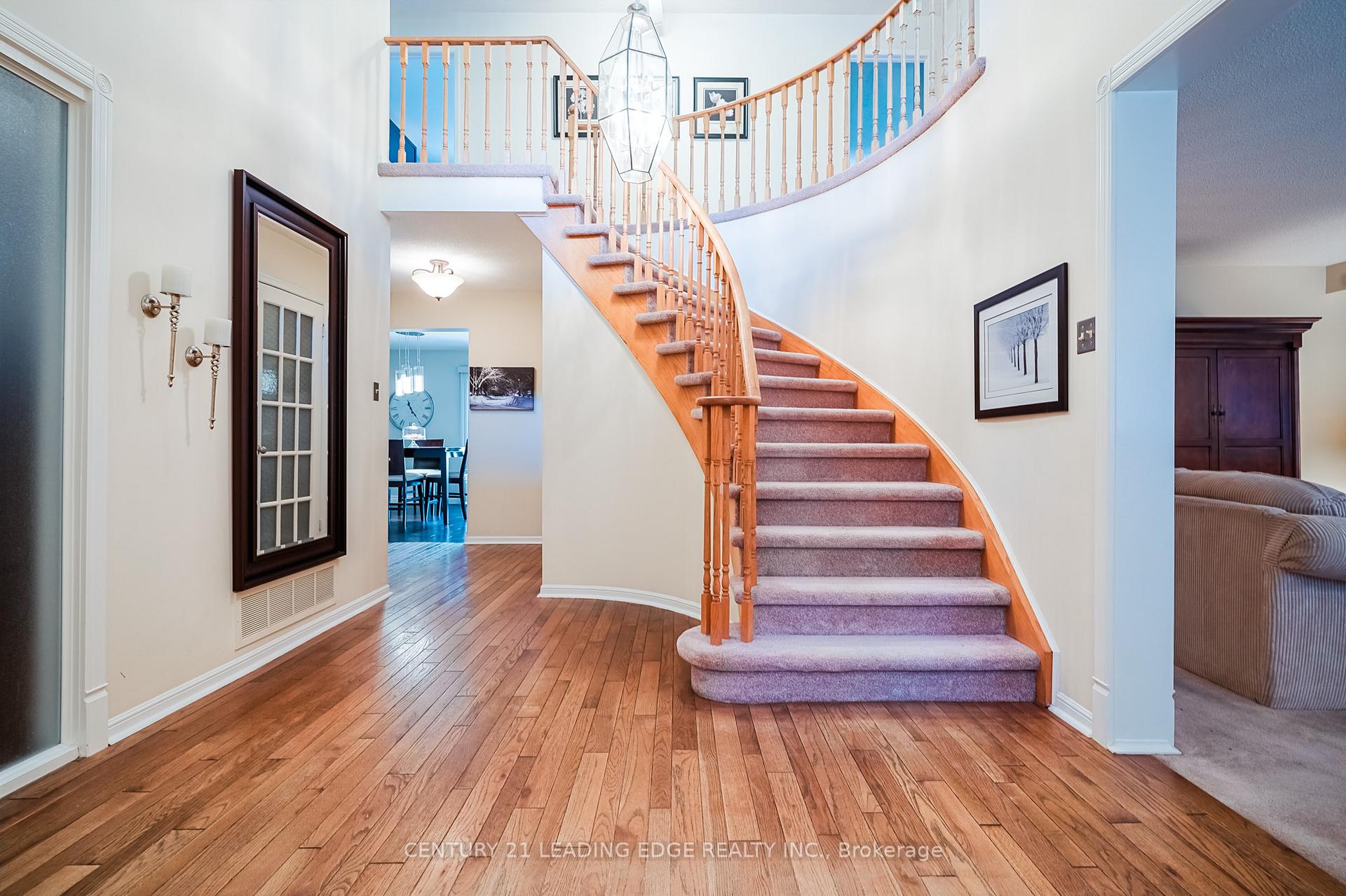 Photo 8 of 48 Emeline Crescent, Markham, Markham Village — HOMEH