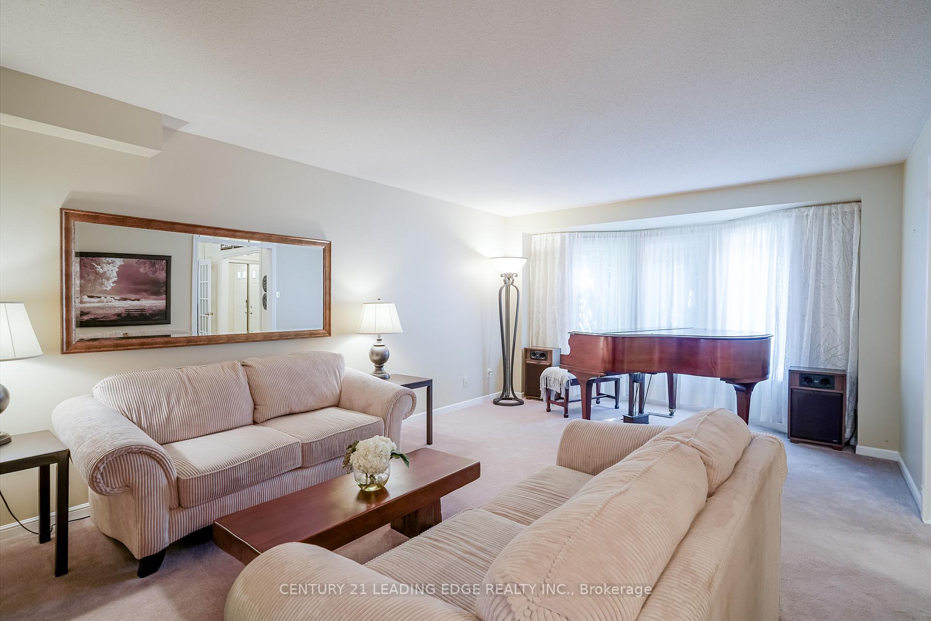 Photo 9 of 48 Emeline Crescent, Markham, Markham Village — HOMEH
