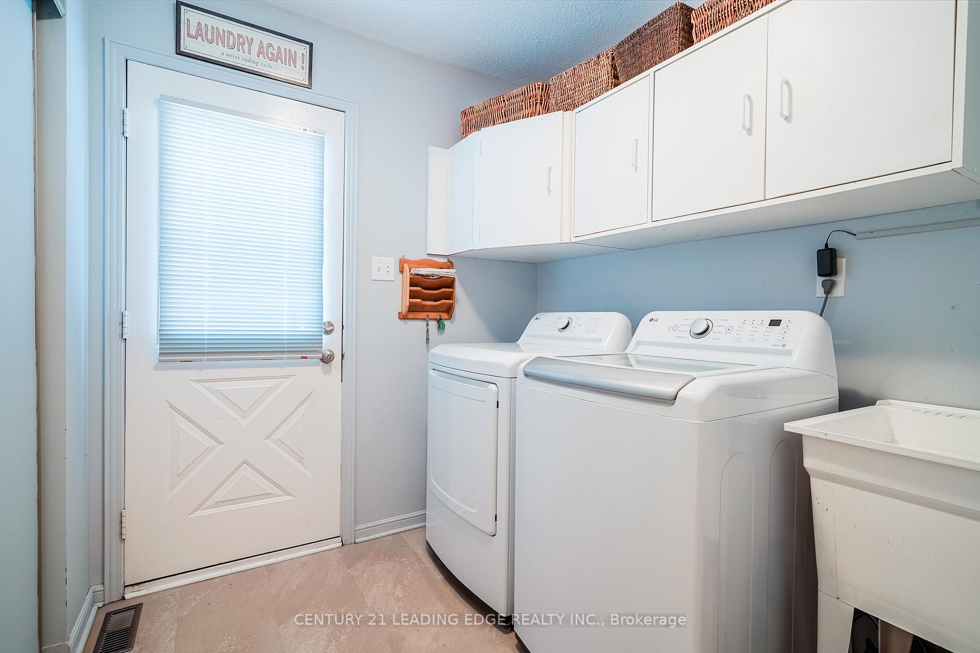 Photo 16 of 48 Emeline Crescent, Markham, Markham Village — HOMEH