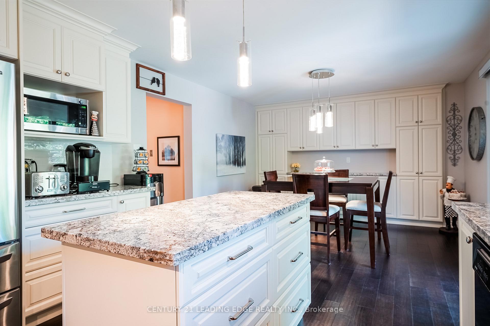 Photo 20 of 48 Emeline Crescent, Markham, Markham Village — HOMEH