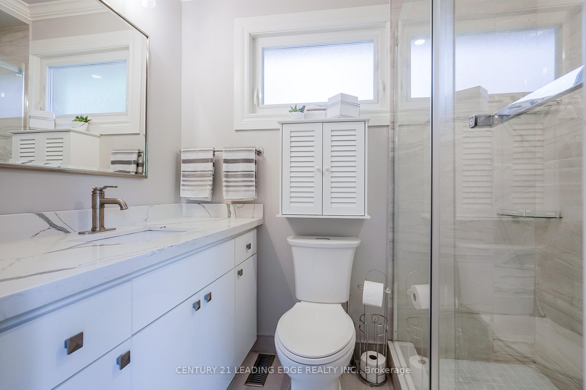 Photo 28 of 48 Emeline Crescent, Markham, Markham Village — HOMEH