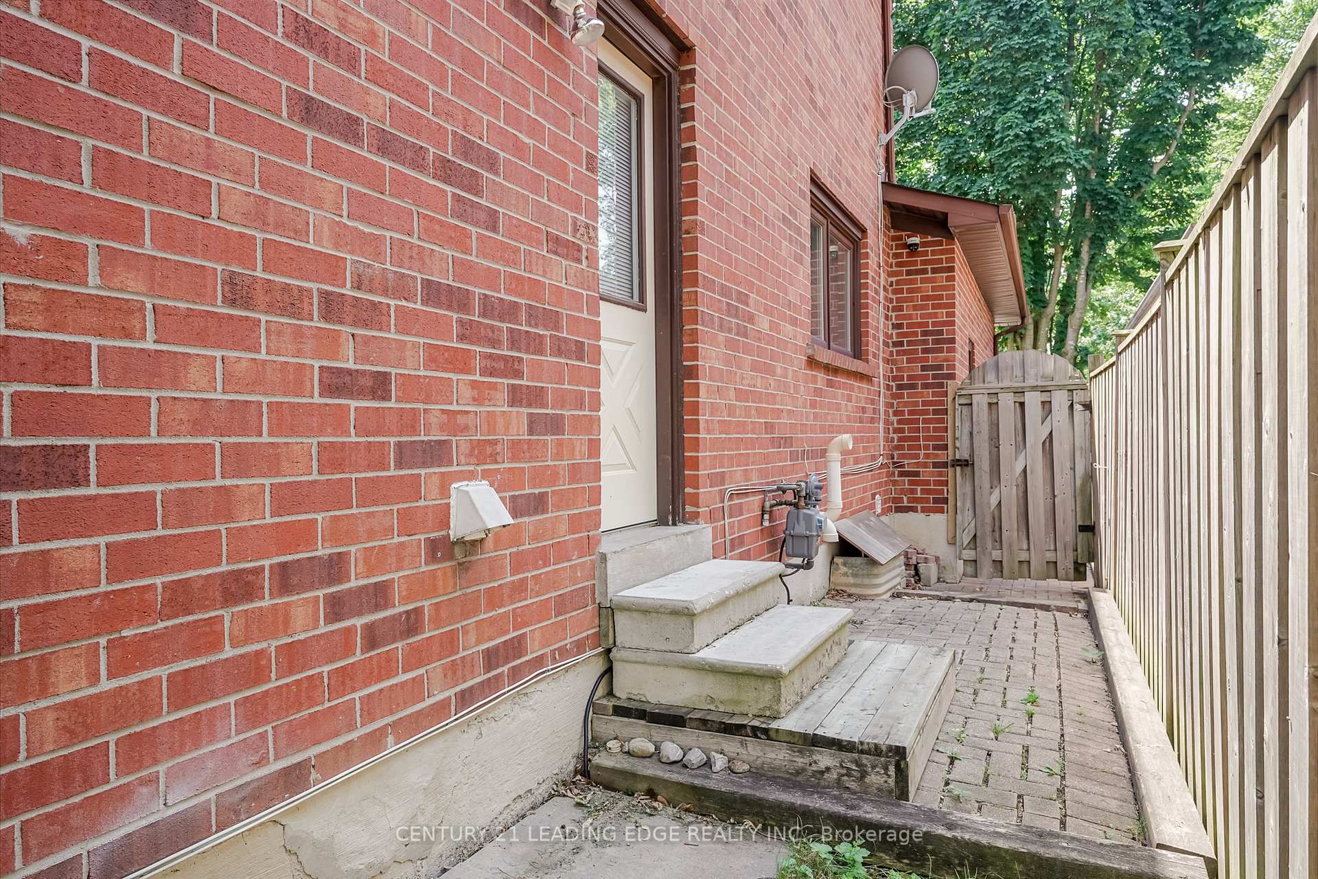 Photo 49 of 48 Emeline Crescent, Markham, Markham Village — HOMEH