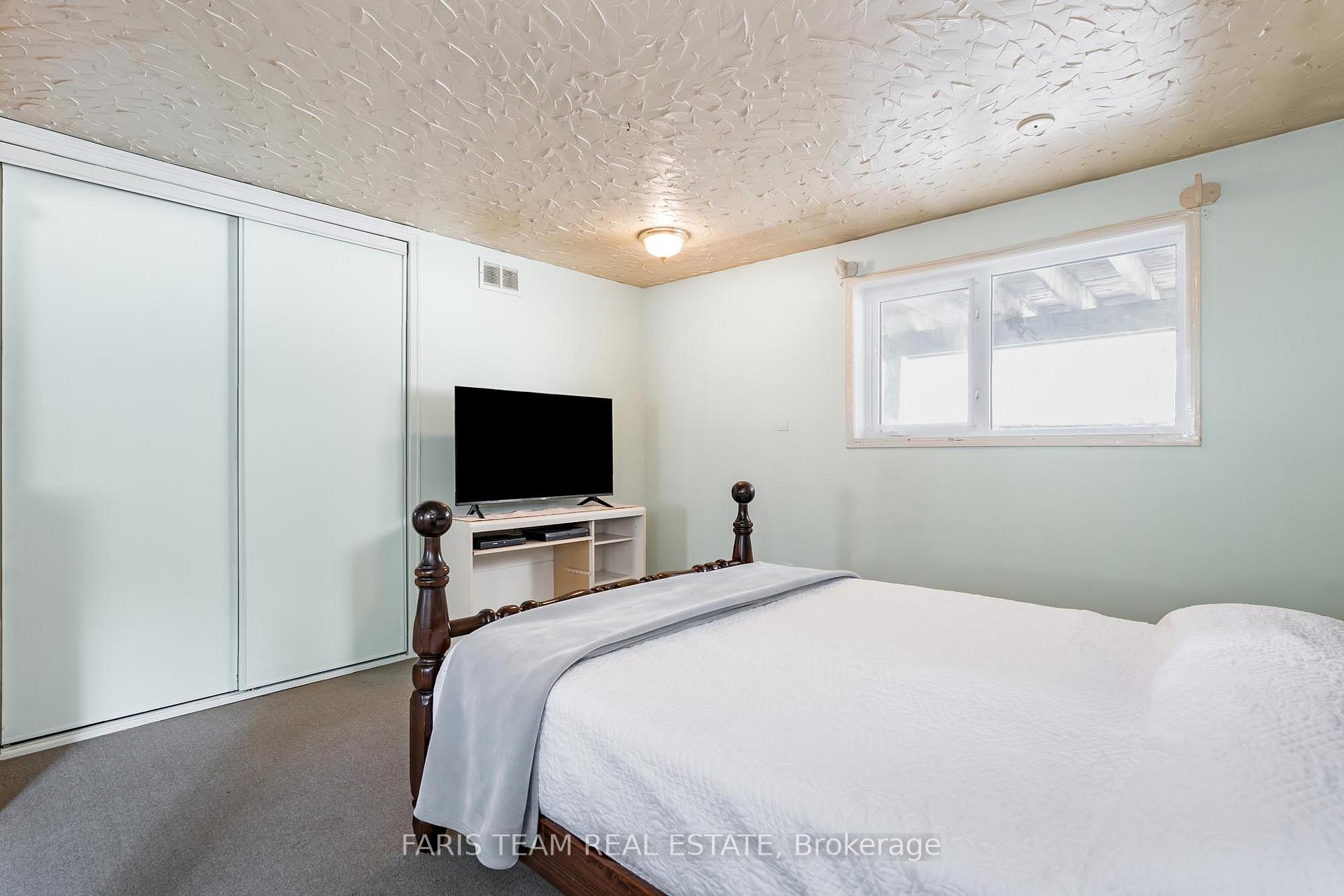 Photo 9 of 2063 Lilac Drive, Innisfil, Alcona — HOMEH