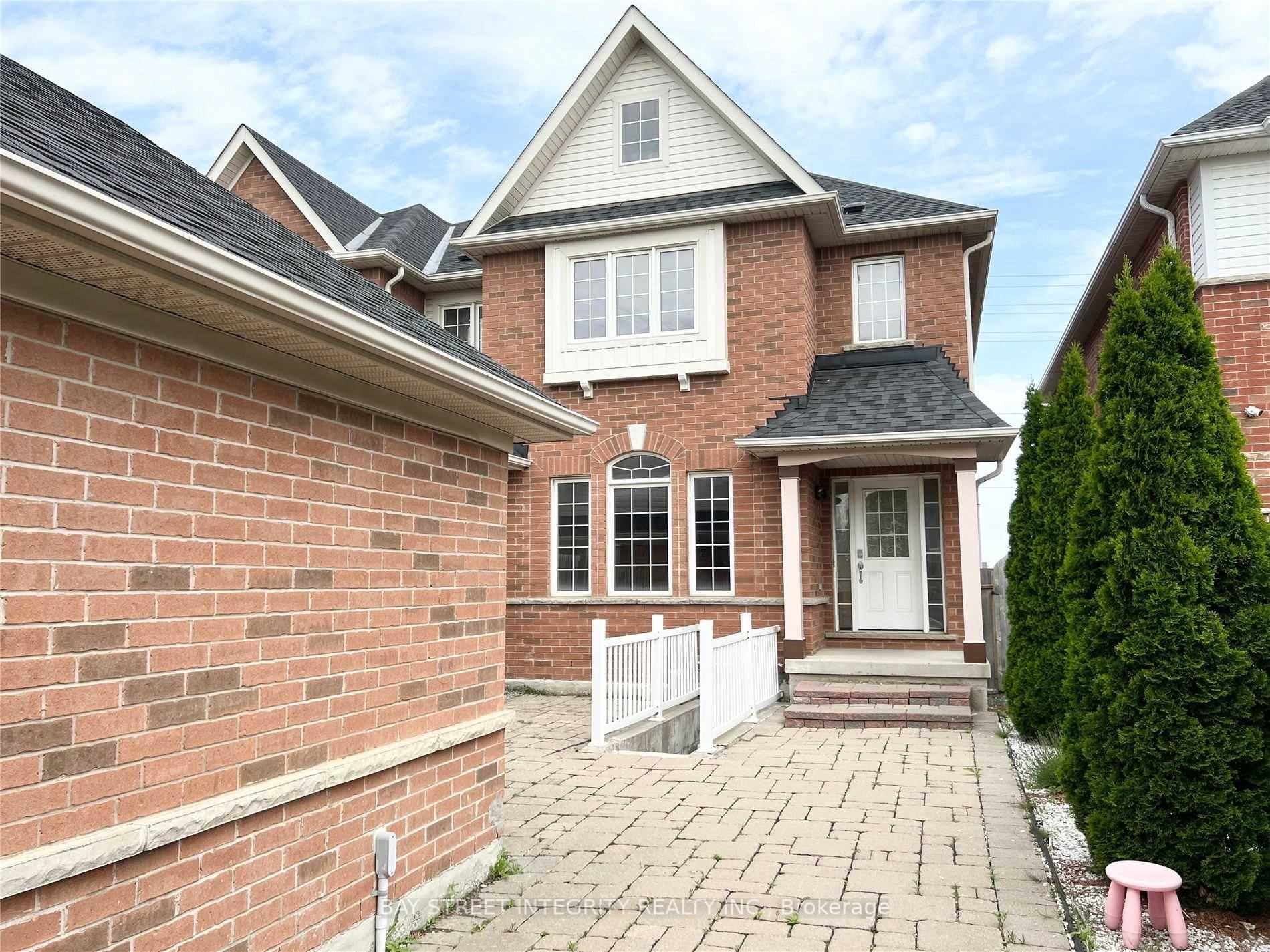 Photo 2 of 9 Macadam Road, Markham, Wismer — HOMEH