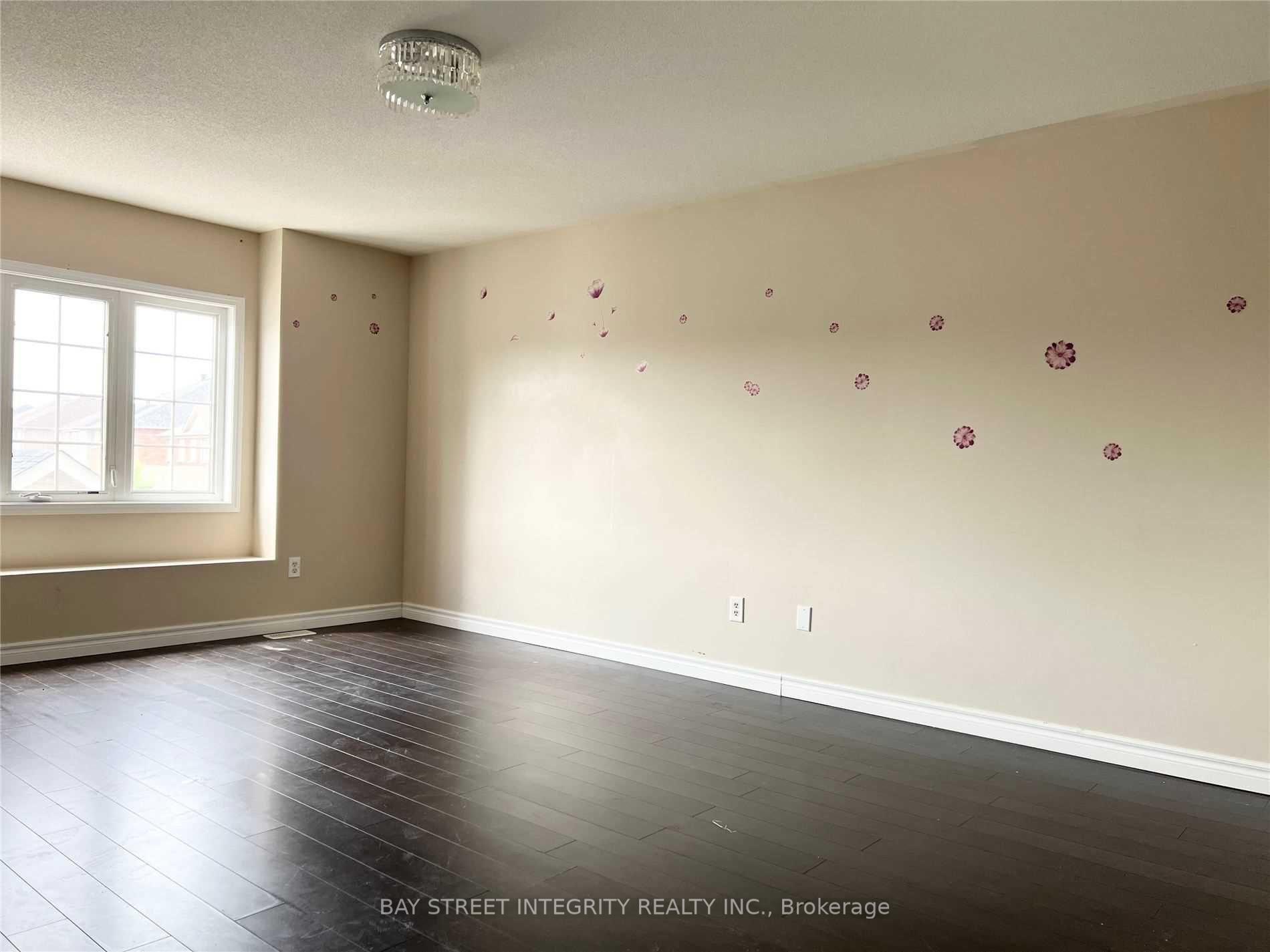 Photo 7 of 9 Macadam Road, Markham, Wismer — HOMEH
