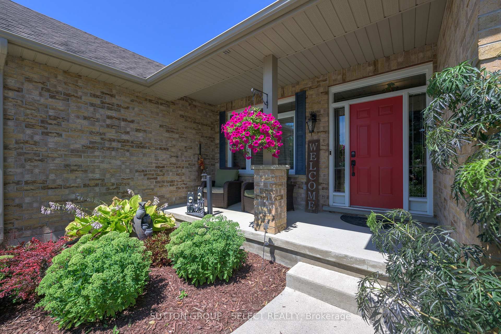 Photo 5 of 109 Willow Ridge, Middlesex Centre, Komoka — HOMEH