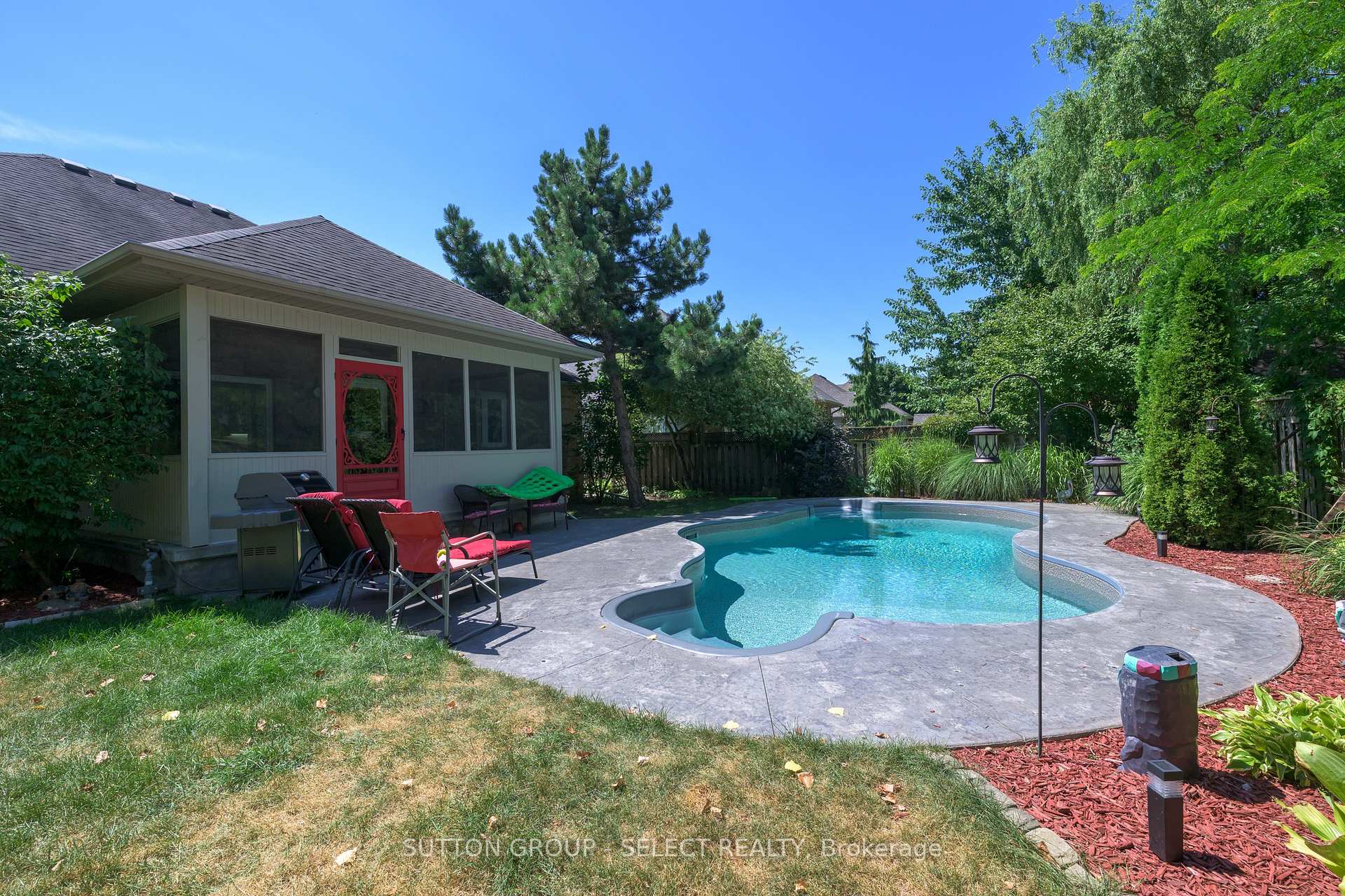 Photo 6 of 109 Willow Ridge, Middlesex Centre, Komoka — HOMEH