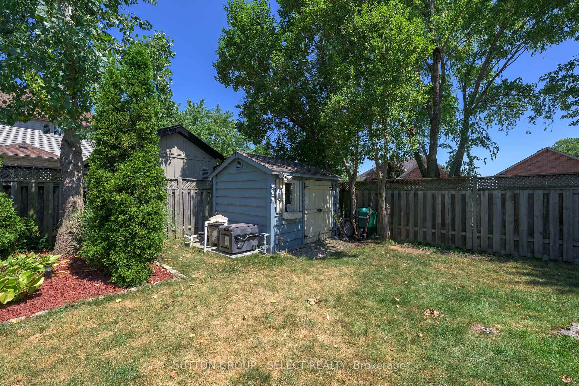 Photo 9 of 109 Willow Ridge, Middlesex Centre, Komoka — HOMEH