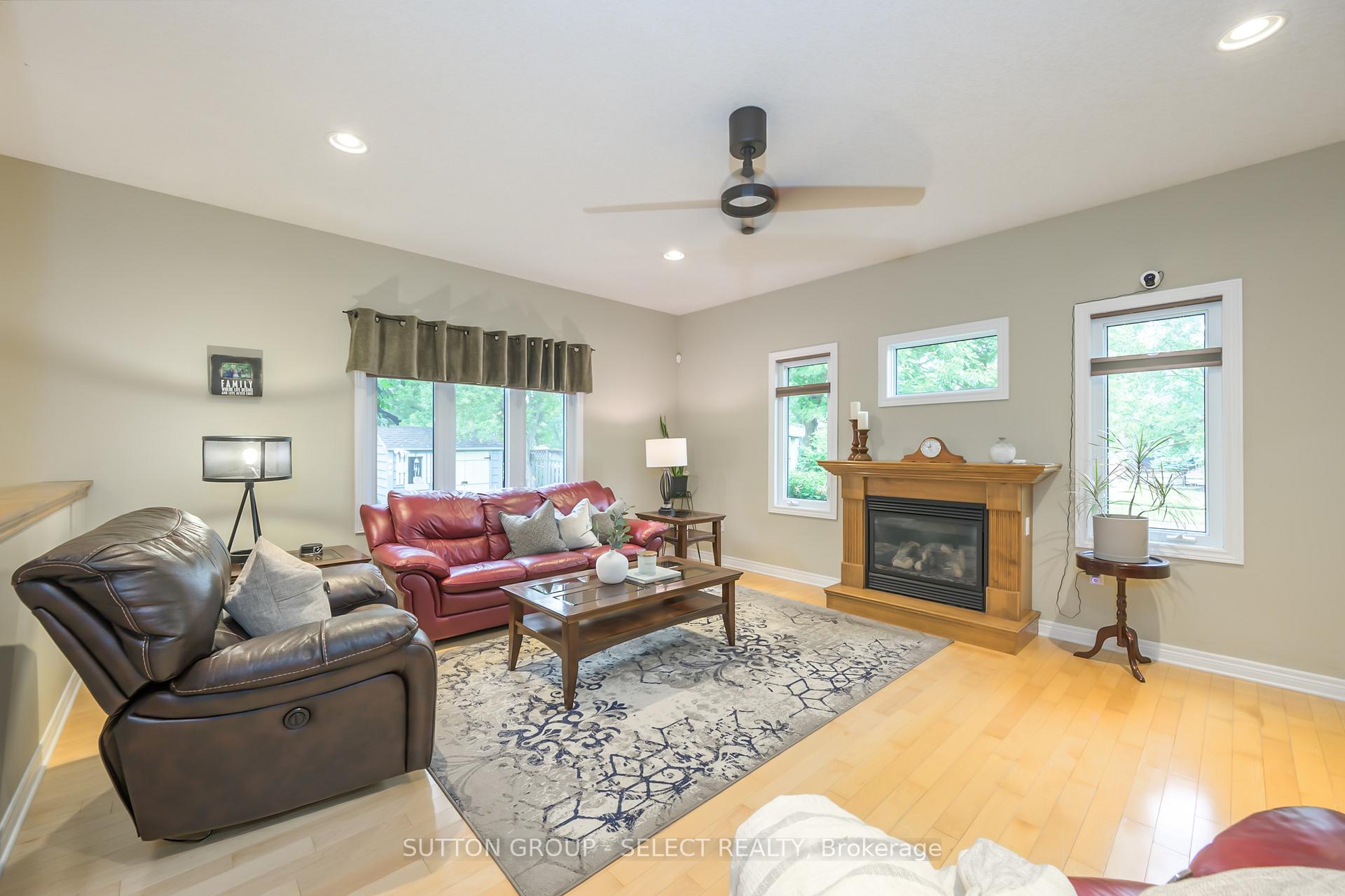 Photo 18 of 109 Willow Ridge, Middlesex Centre, Komoka — HOMEH