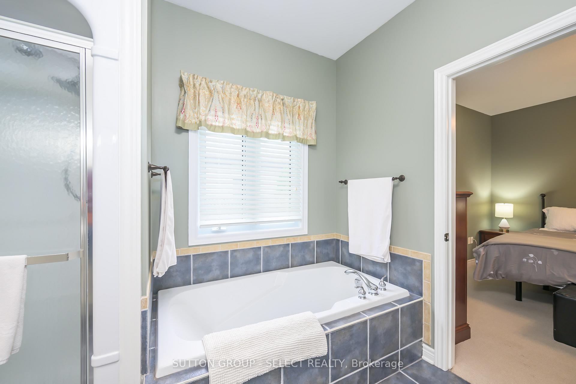 Photo 32 of 109 Willow Ridge, Middlesex Centre, Komoka — HOMEH