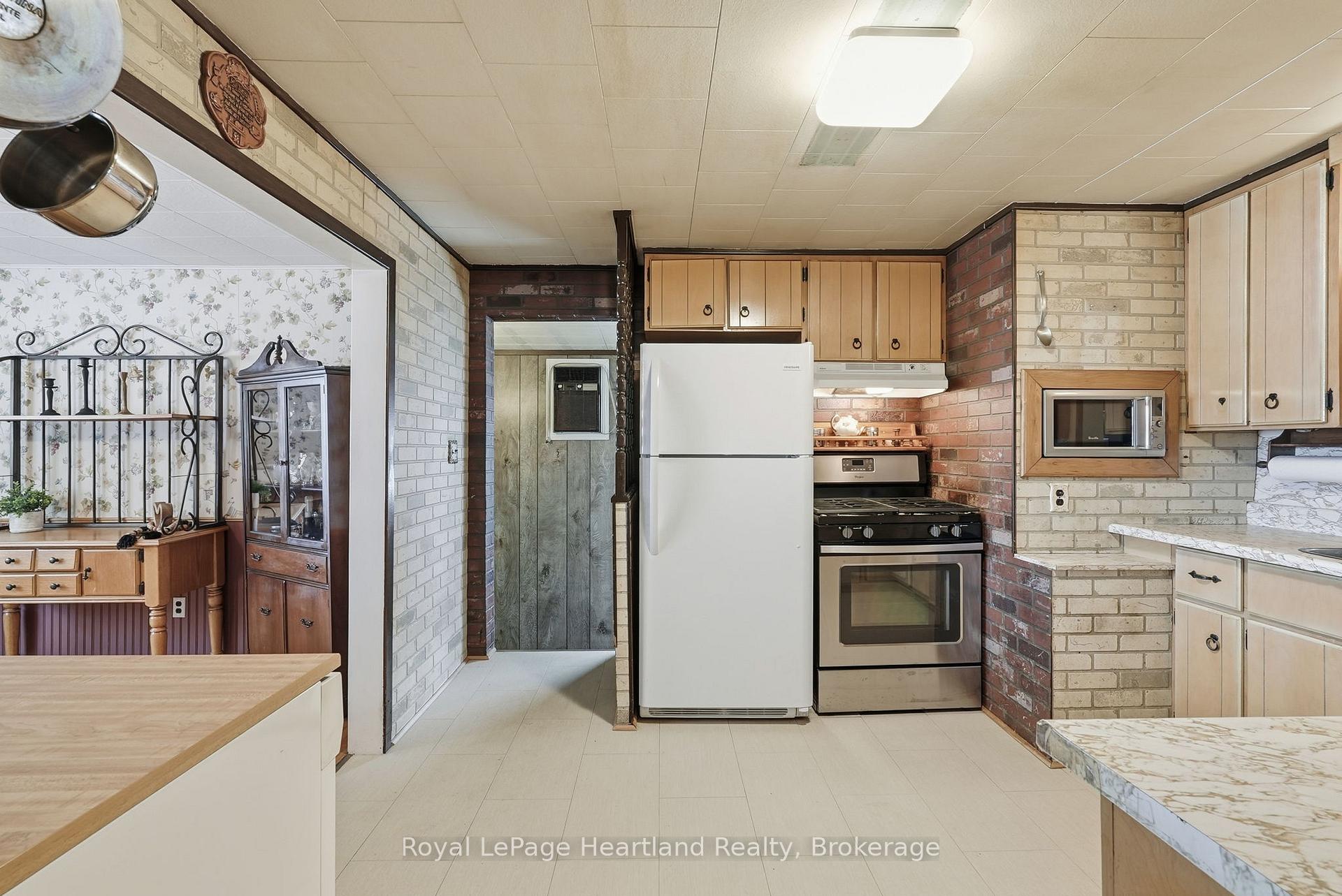 Photo 12 of 15 Wilson Street, Minto — HOMEH