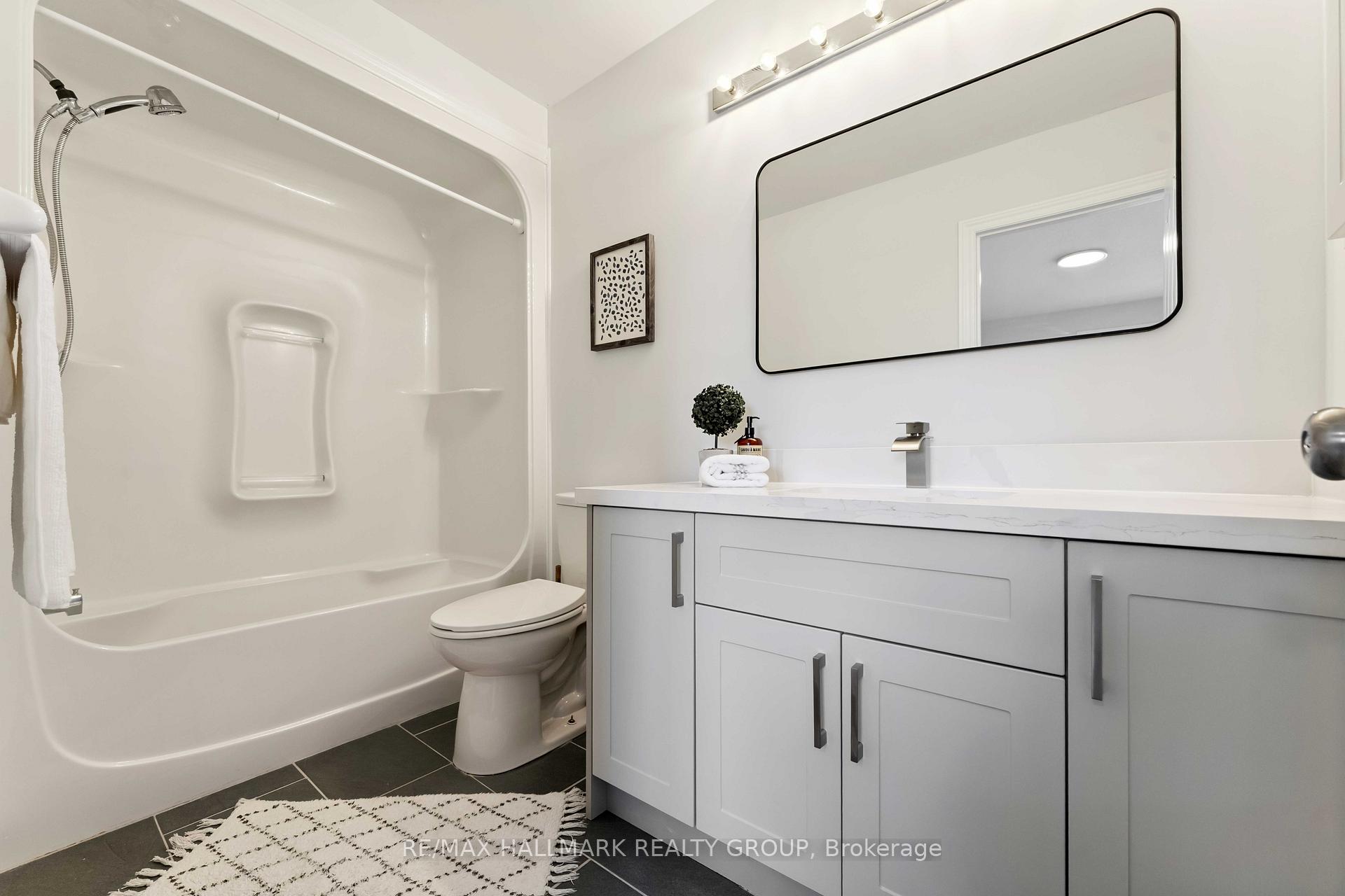 Photo 20 of 27 Wallsend Avenue, Ottawa, Kanata - Morgan's Grant/South March — HOMEH