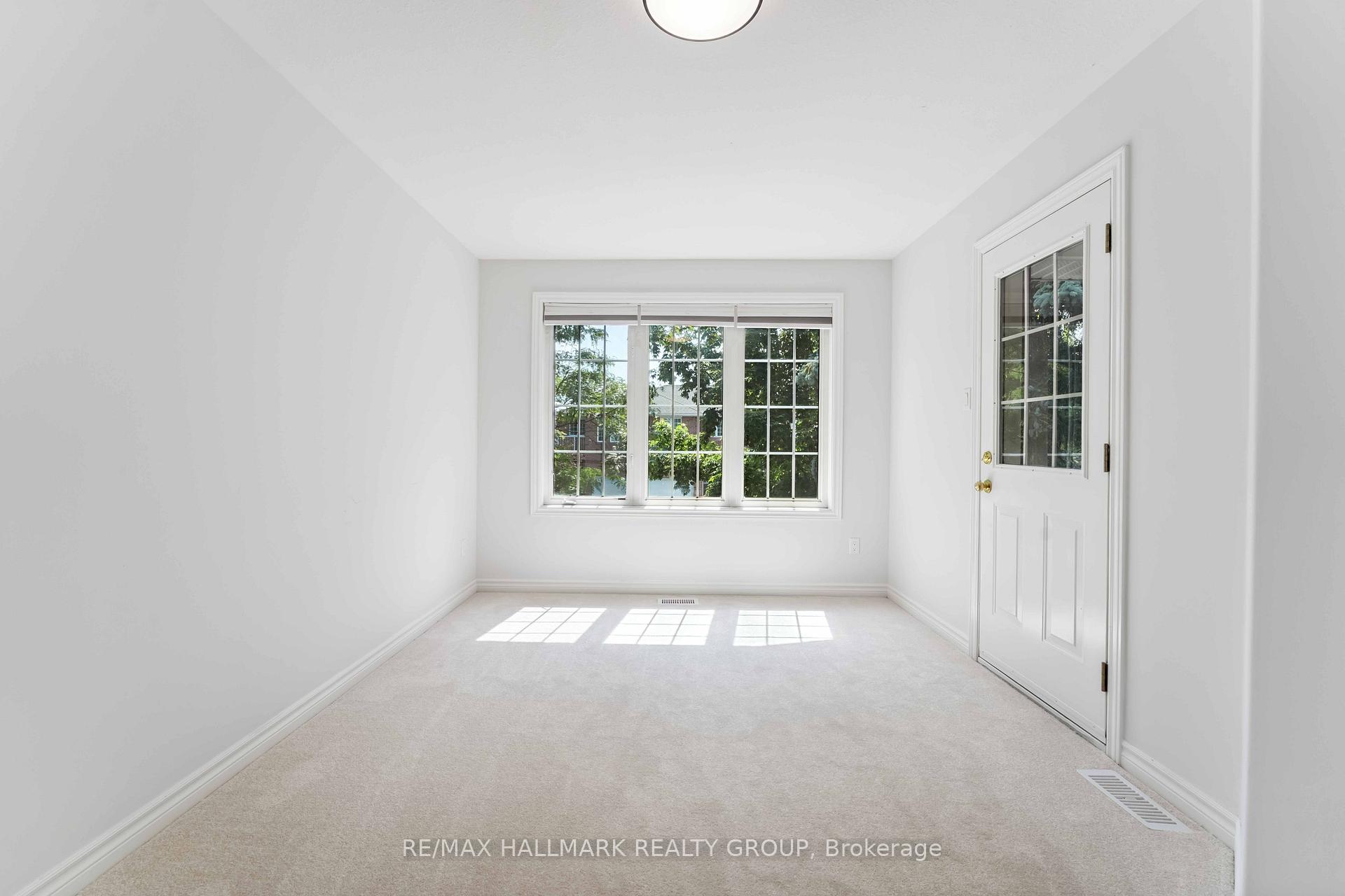 Photo 23 of 27 Wallsend Avenue, Ottawa, Kanata - Morgan's Grant/South March — HOMEH