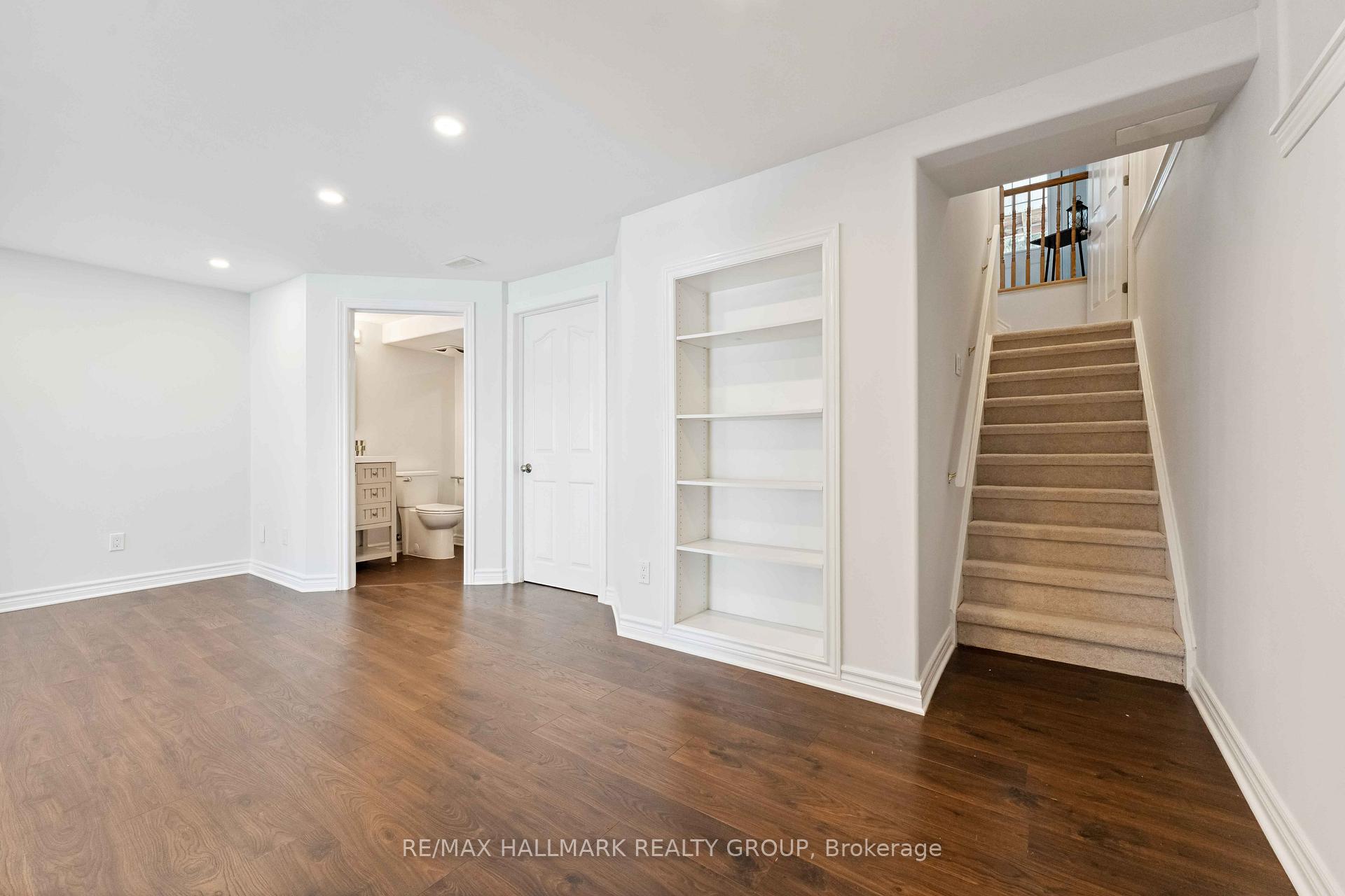 Photo 27 of 27 Wallsend Avenue, Ottawa, Kanata - Morgan's Grant/South March — HOMEH