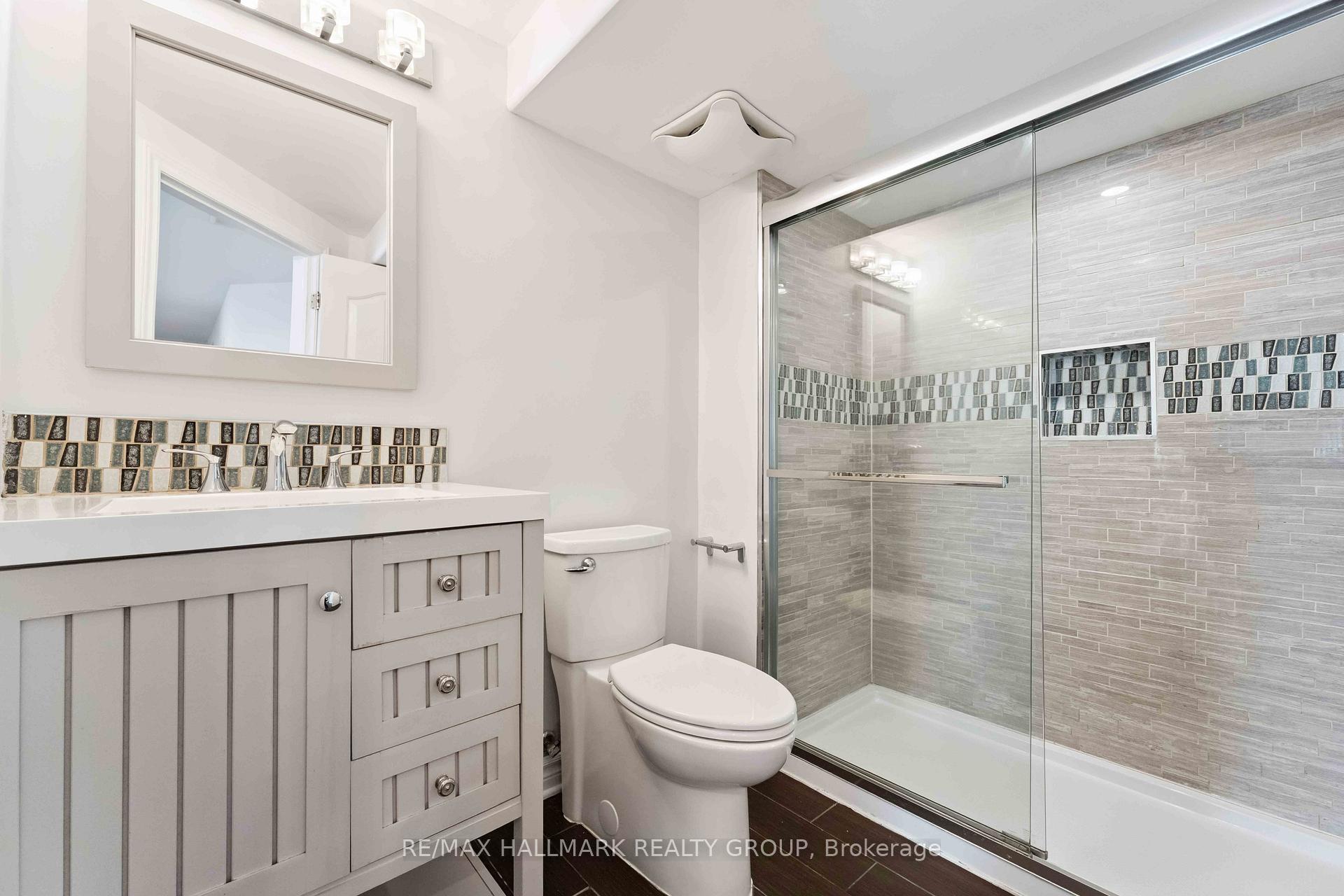 Photo 30 of 27 Wallsend Avenue, Ottawa, Kanata - Morgan's Grant/South March — HOMEH