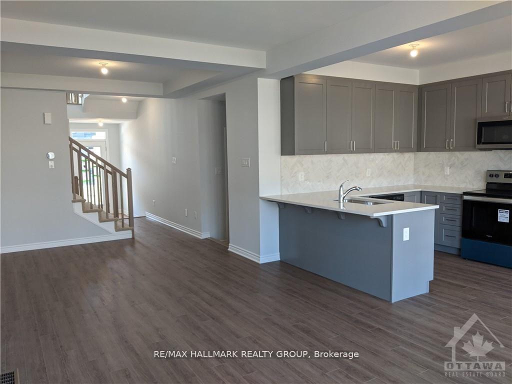 Photo 4 of 539 Arosa Way, Ottawa, Kanata - Emerald Meadows/Trailwest — HOMEH