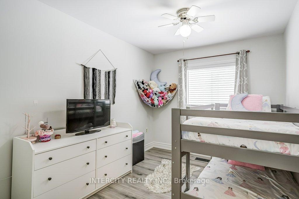 Photo 27 of 699 Burton Drive, Innisfil, Alcona — HOMEH