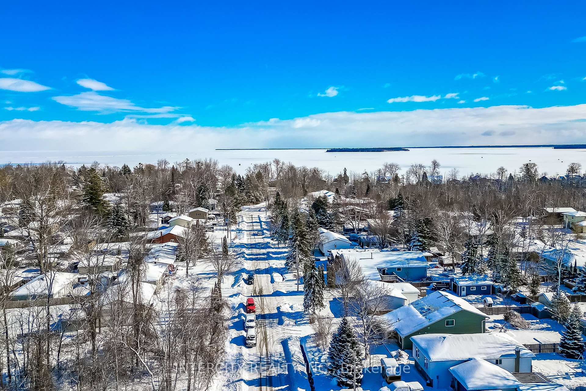 Photo 36 of 699 Burton Drive, Innisfil, Alcona — HOMEH