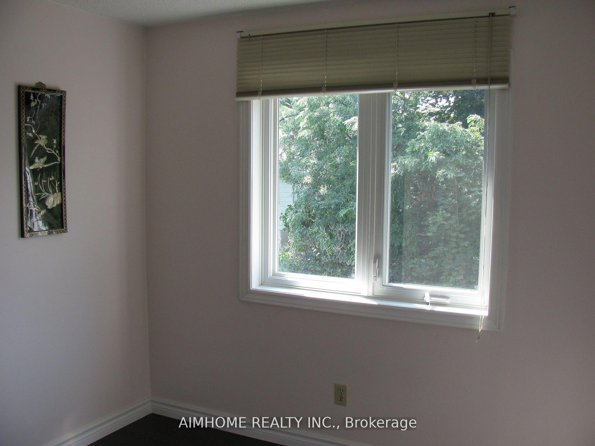 Photo 9 of 7 Augusta Court, Markham, Royal Orchard — HOMEH