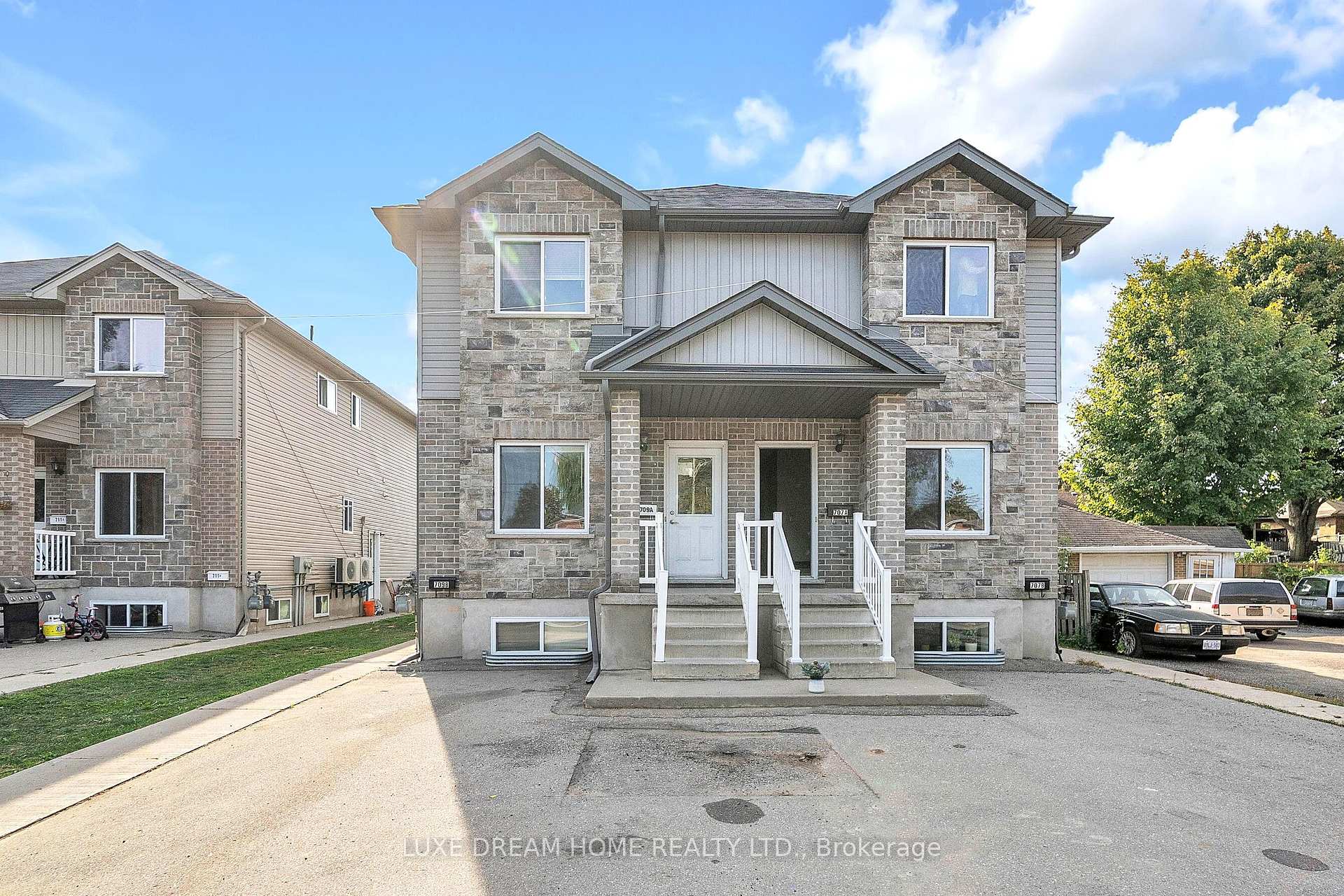 Photo 3 of 709 Frederick Street, Kitchener — HOMEH