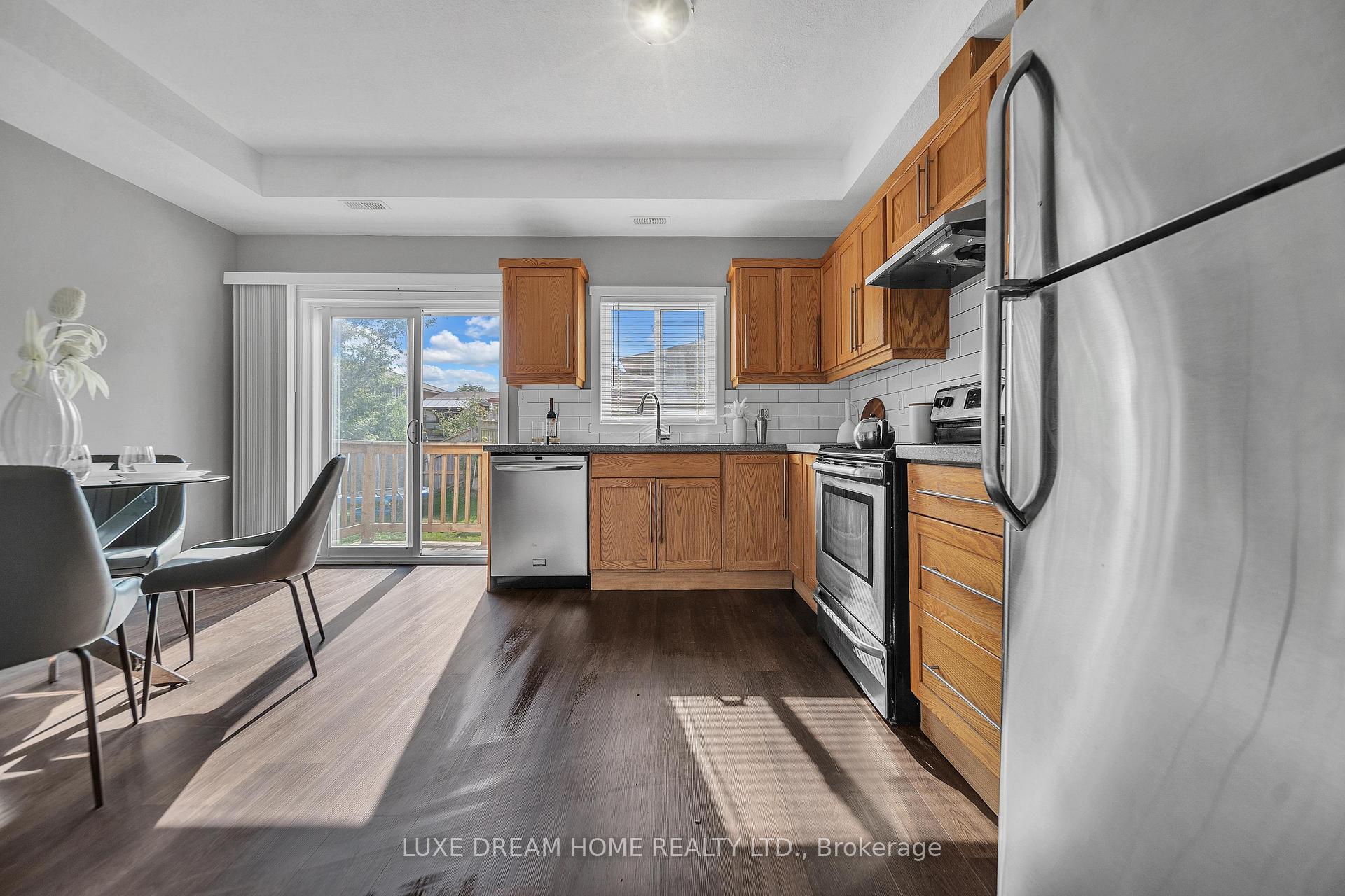 Photo 11 of 709 Frederick Street, Kitchener — HOMEH